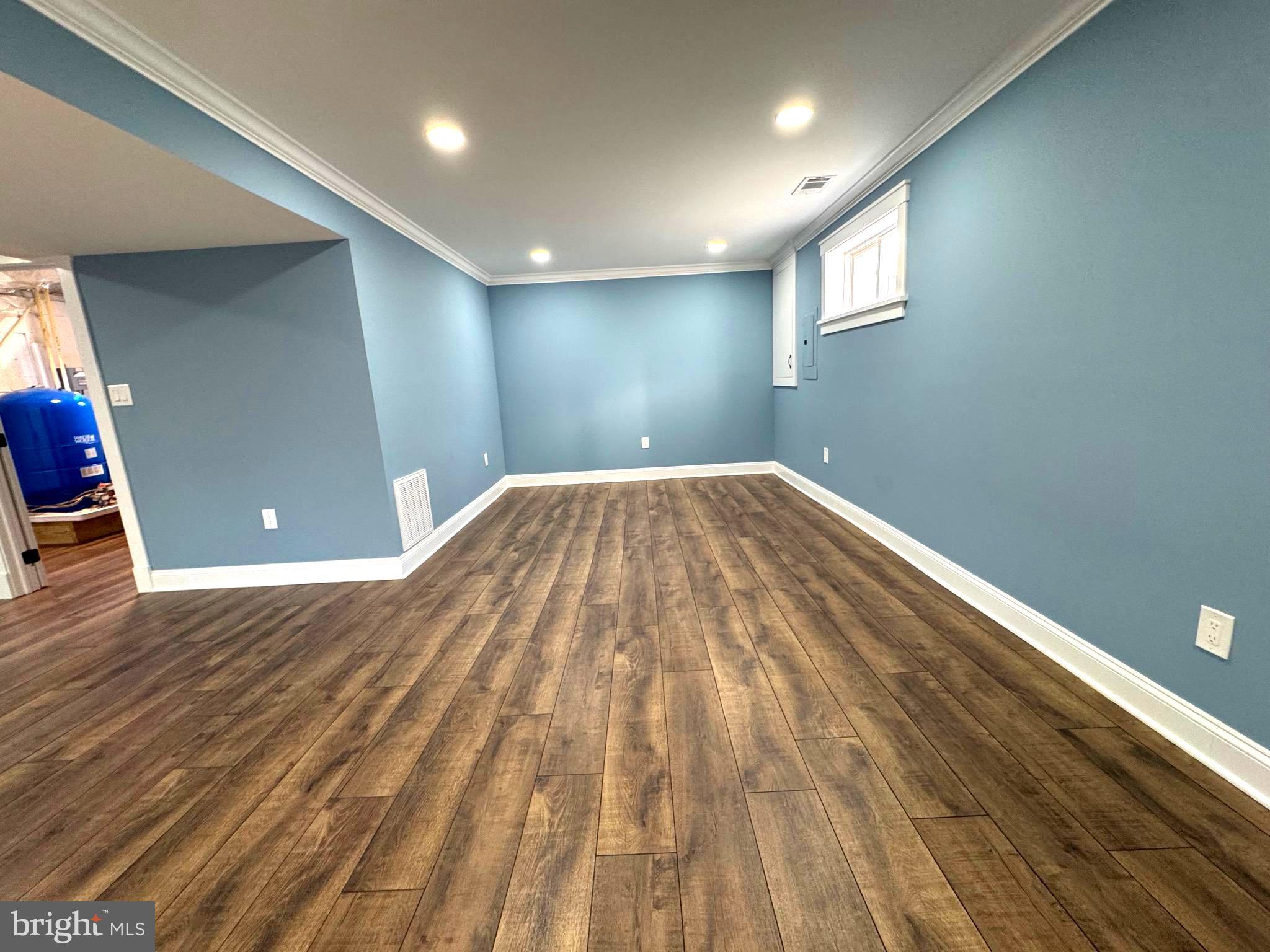 CLARKSBURG OUTSIDE - Residential