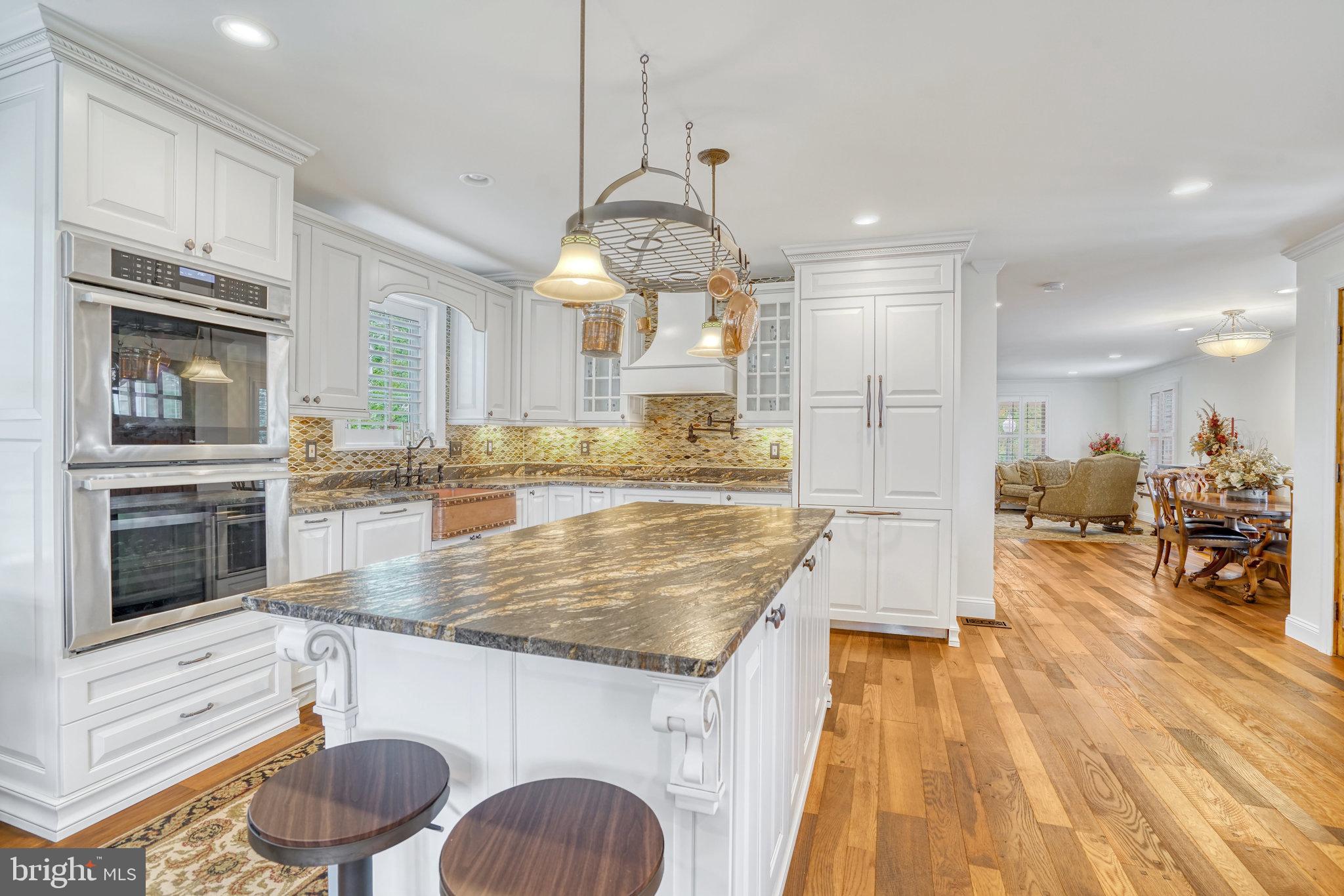 DOUGLAS PARK - Residential