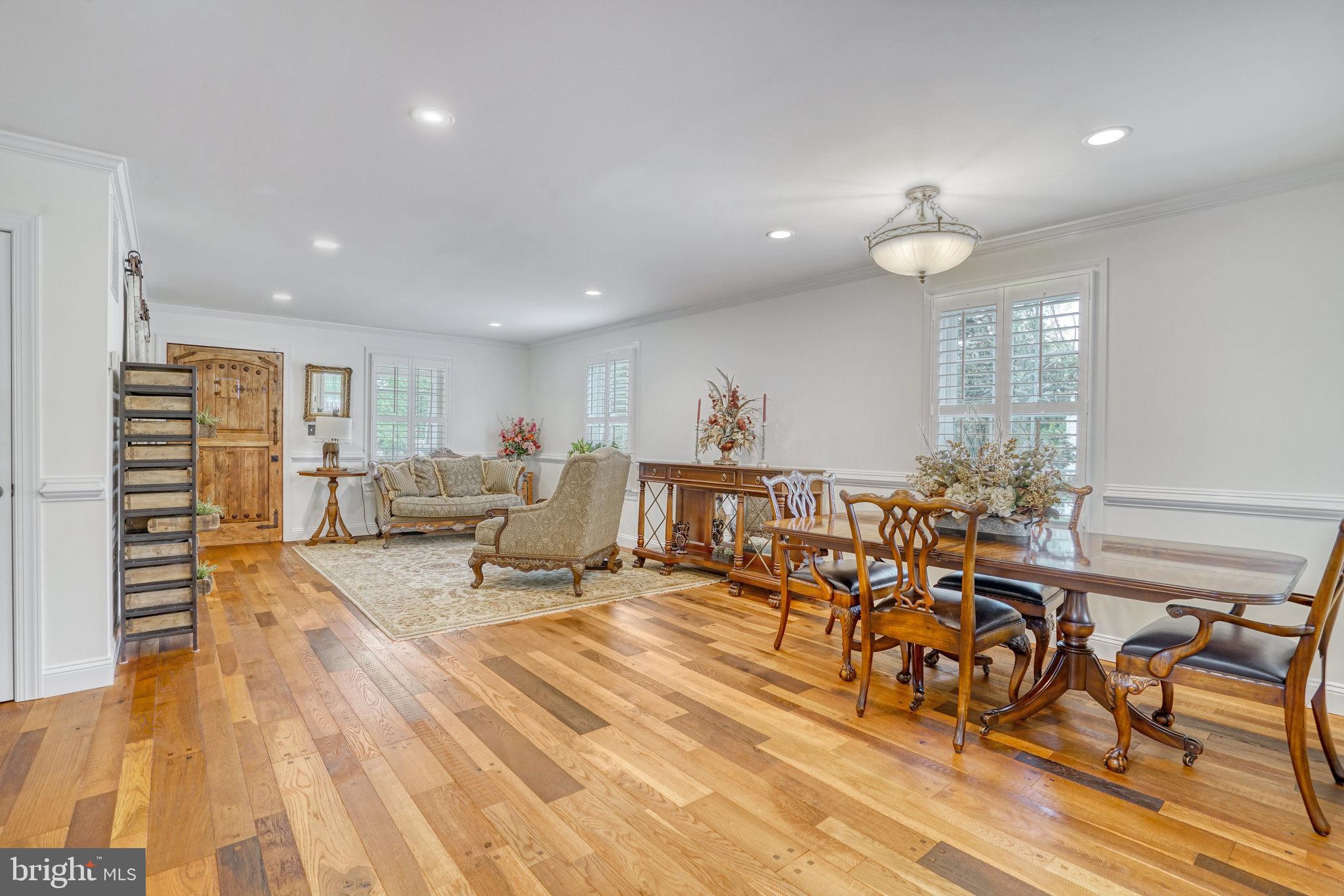 DOUGLAS PARK - Residential