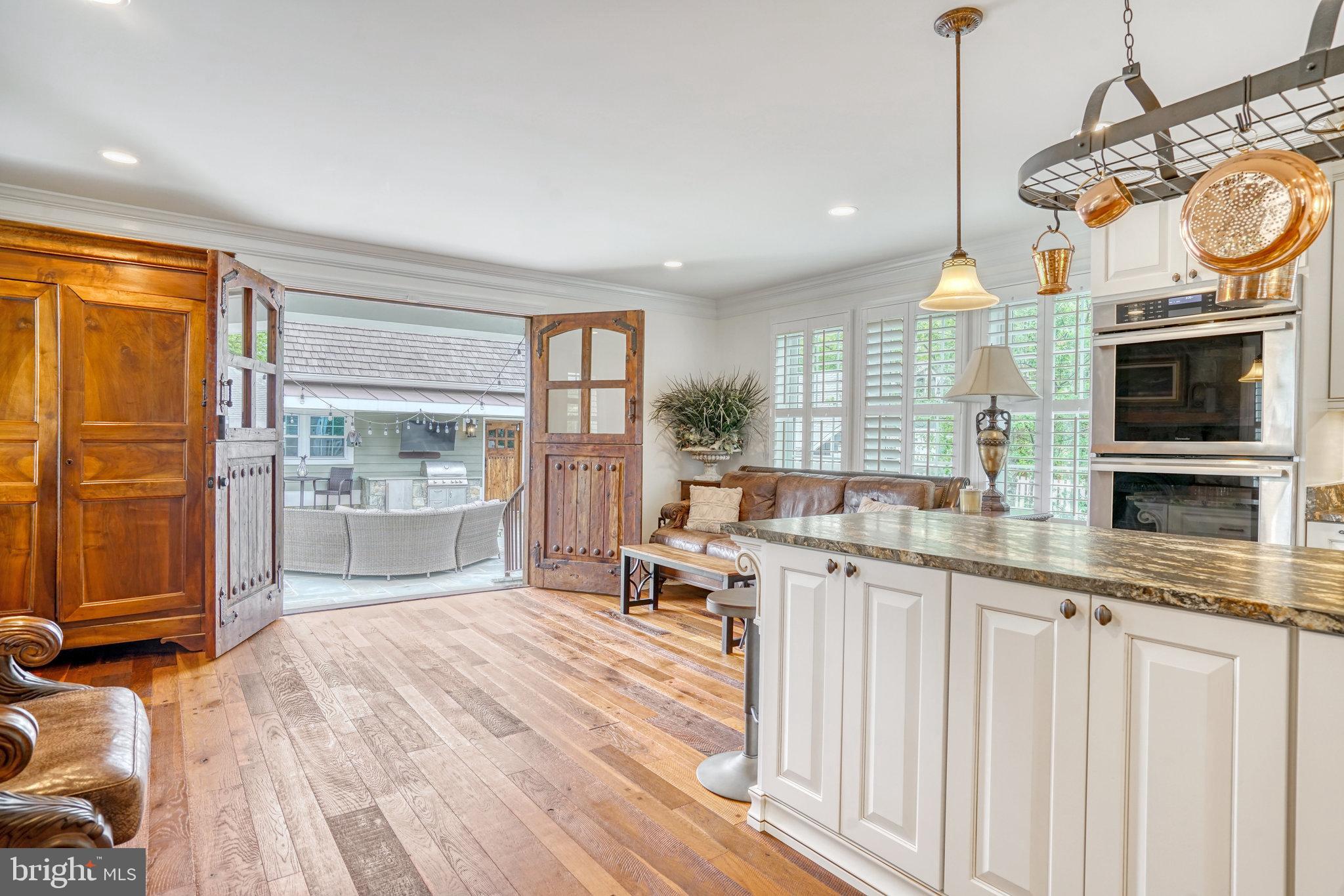 DOUGLAS PARK - Residential