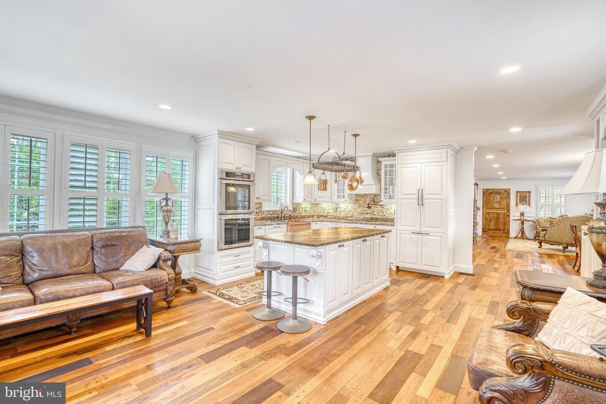 DOUGLAS PARK - Residential