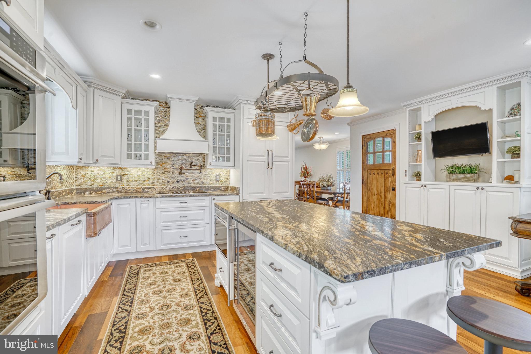 DOUGLAS PARK - Residential