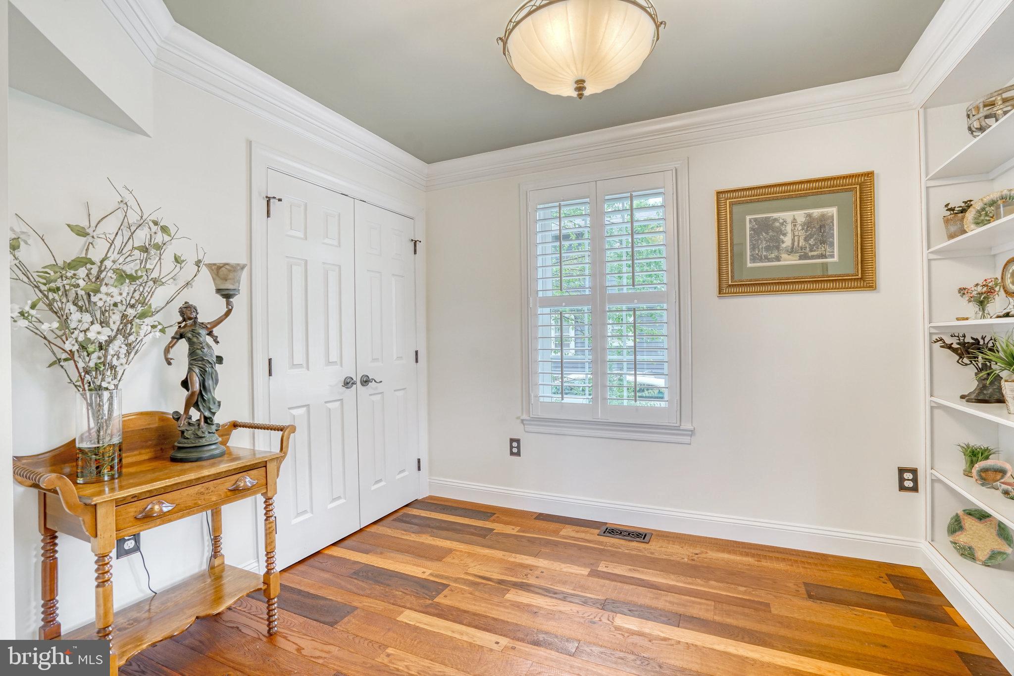 DOUGLAS PARK - Residential