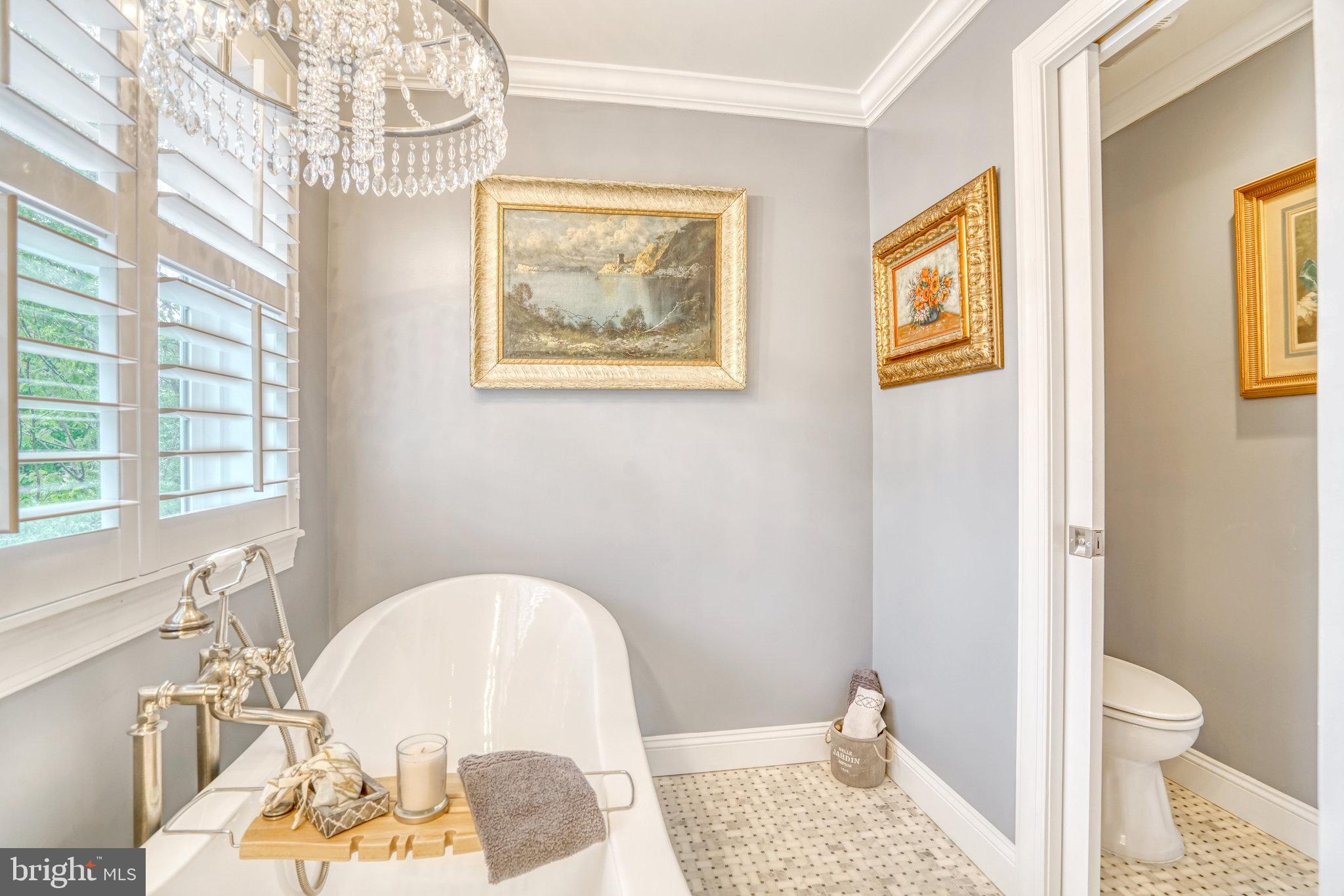 DOUGLAS PARK - Residential