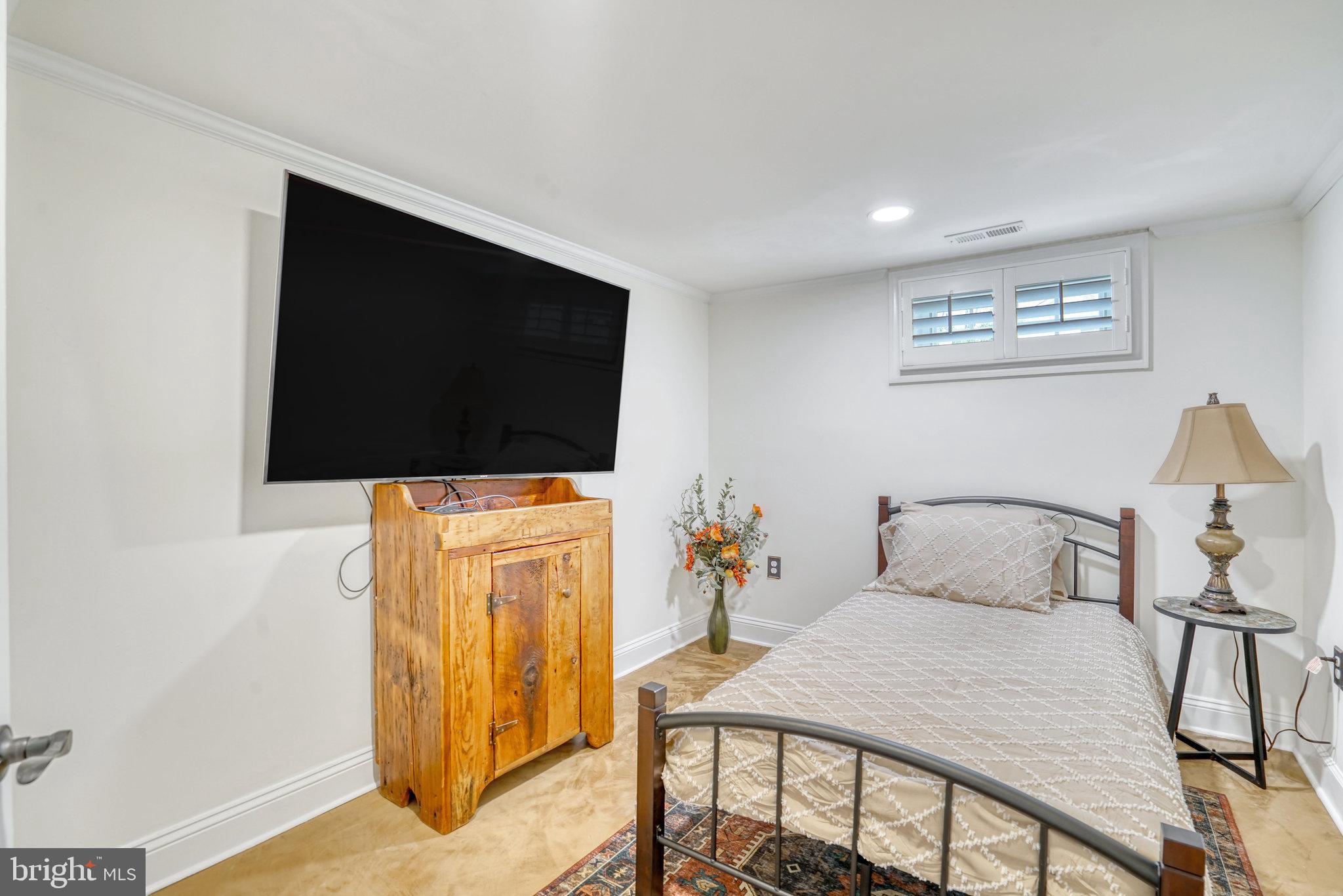 DOUGLAS PARK - Residential