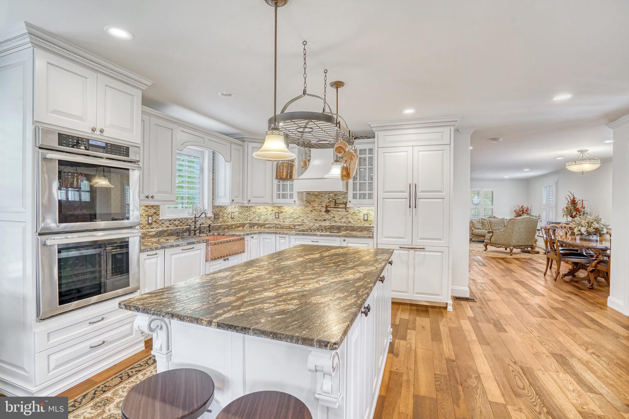 DOUGLAS PARK - Residential