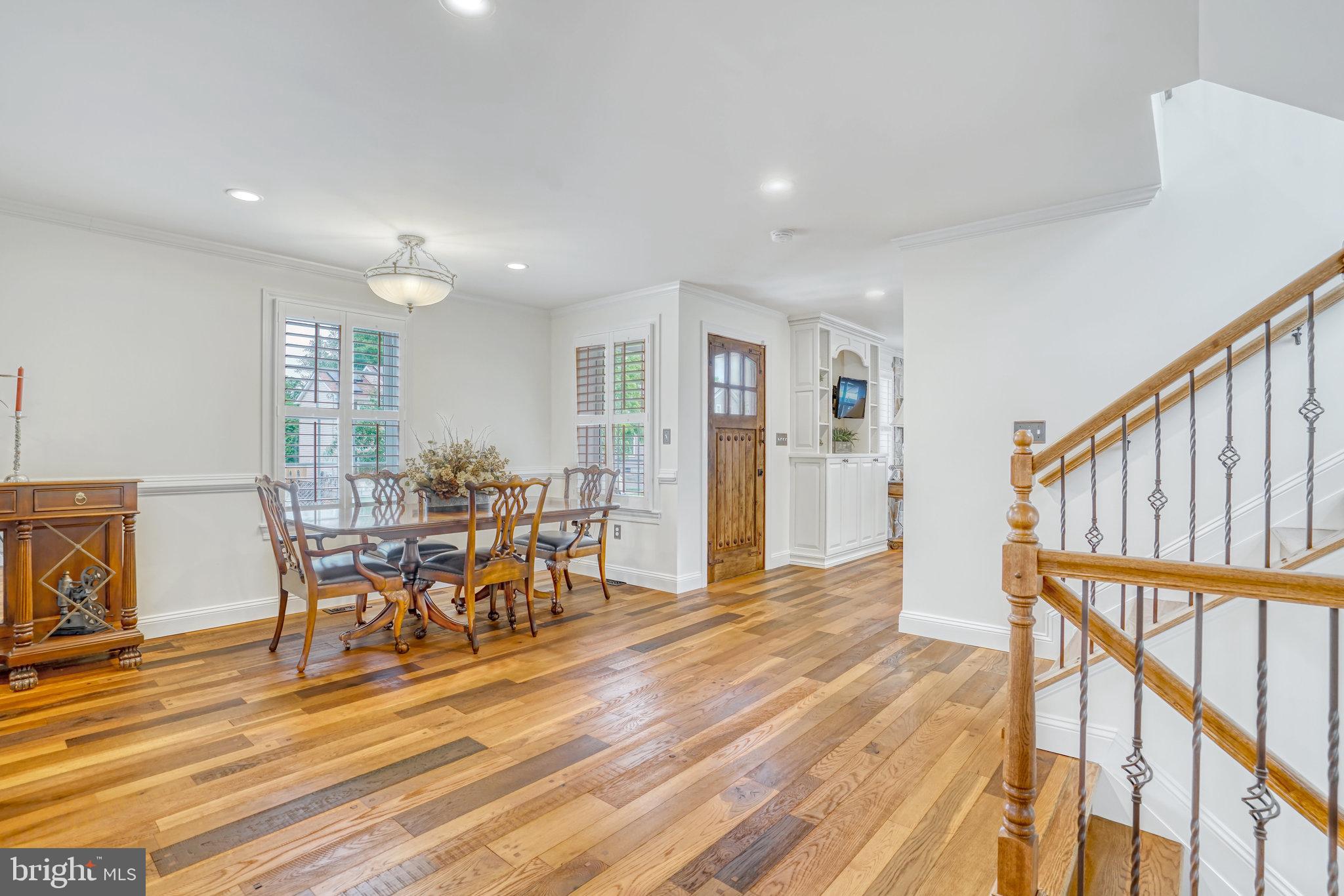 DOUGLAS PARK - Residential