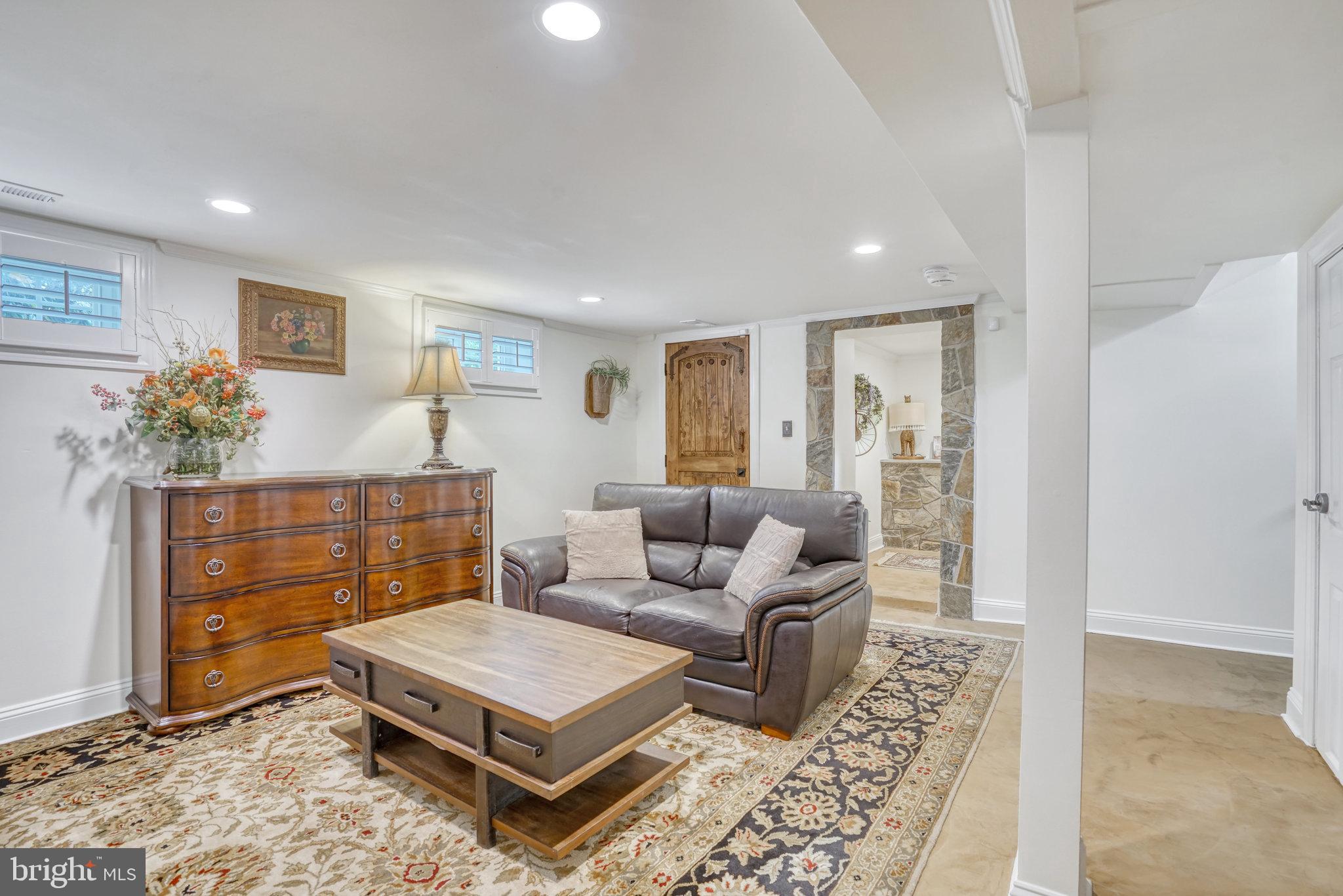 DOUGLAS PARK - Residential