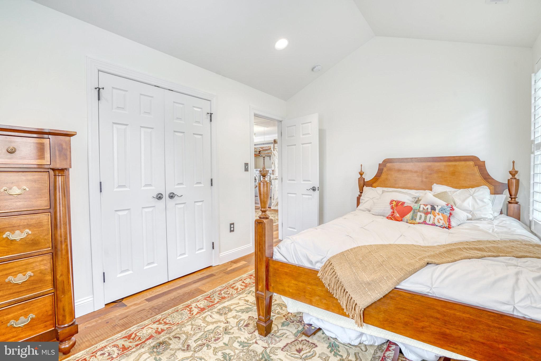 DOUGLAS PARK - Residential