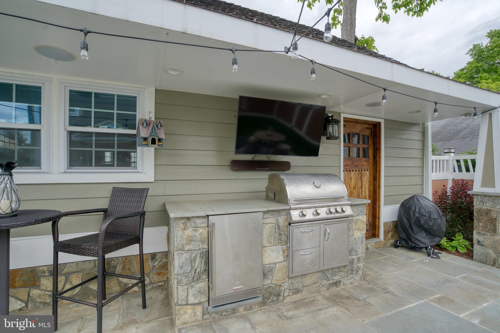 DOUGLAS PARK - Residential