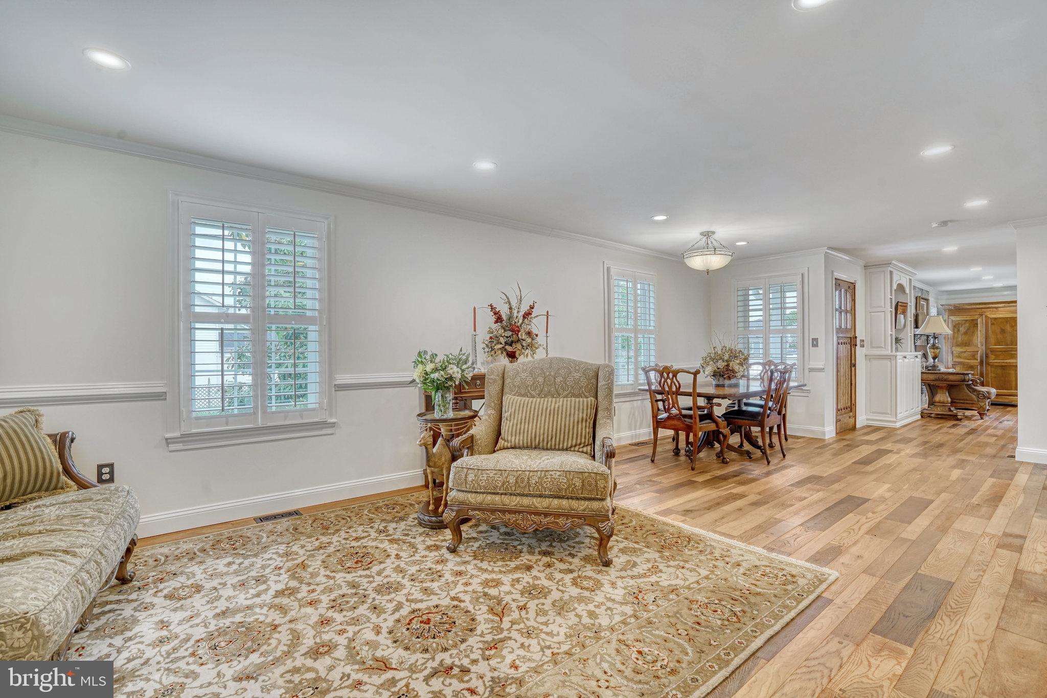 DOUGLAS PARK - Residential