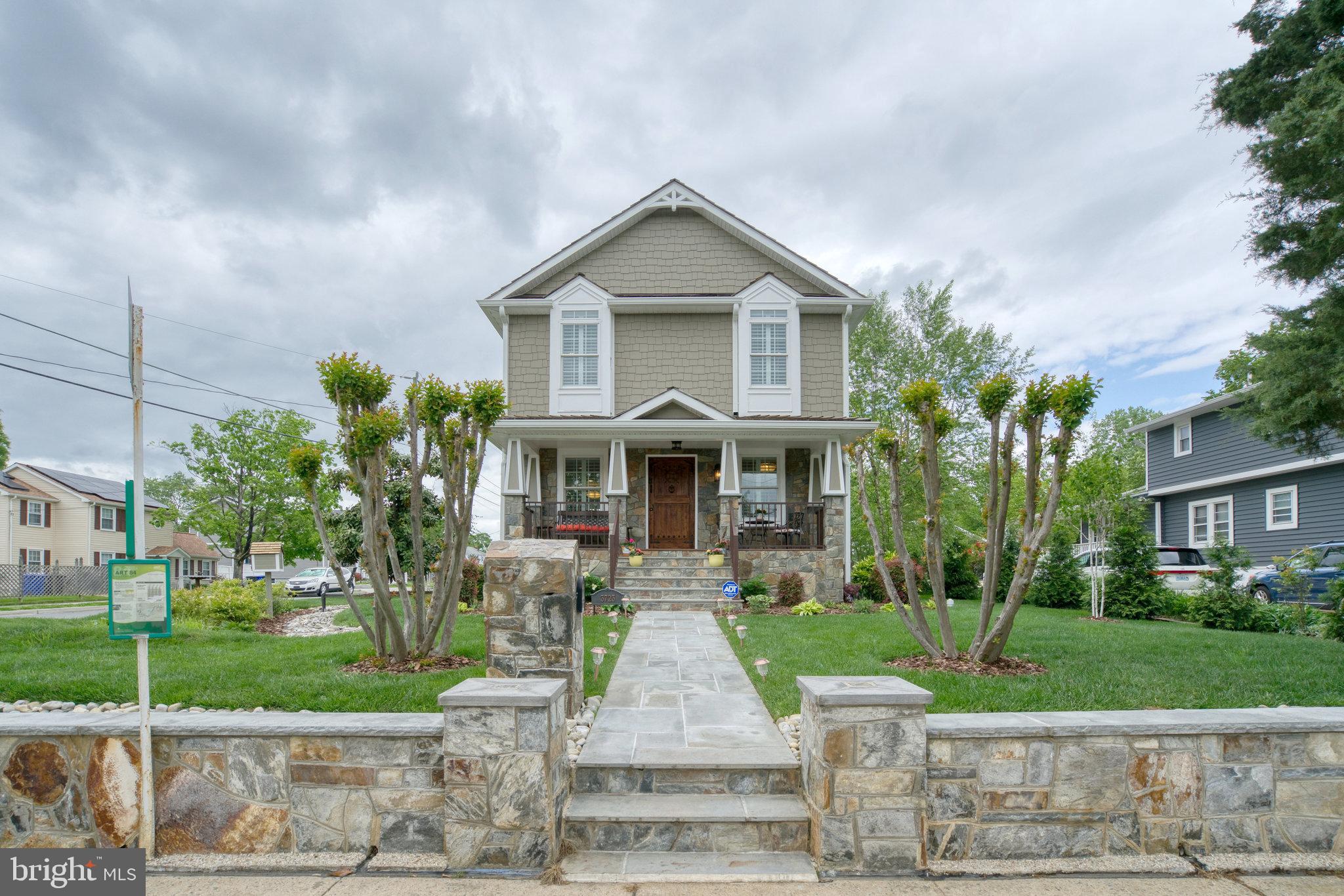 DOUGLAS PARK - Residential