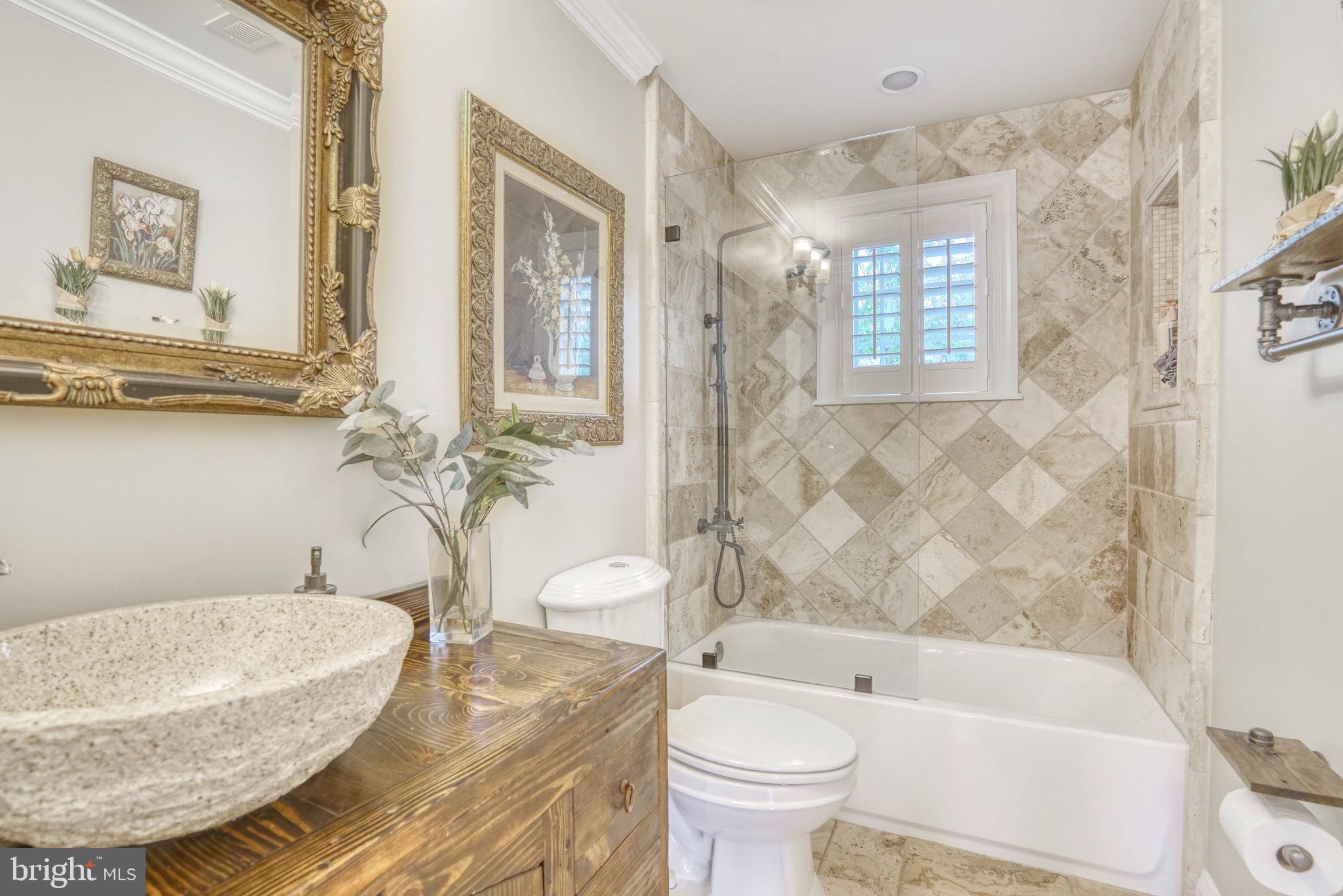 DOUGLAS PARK - Residential