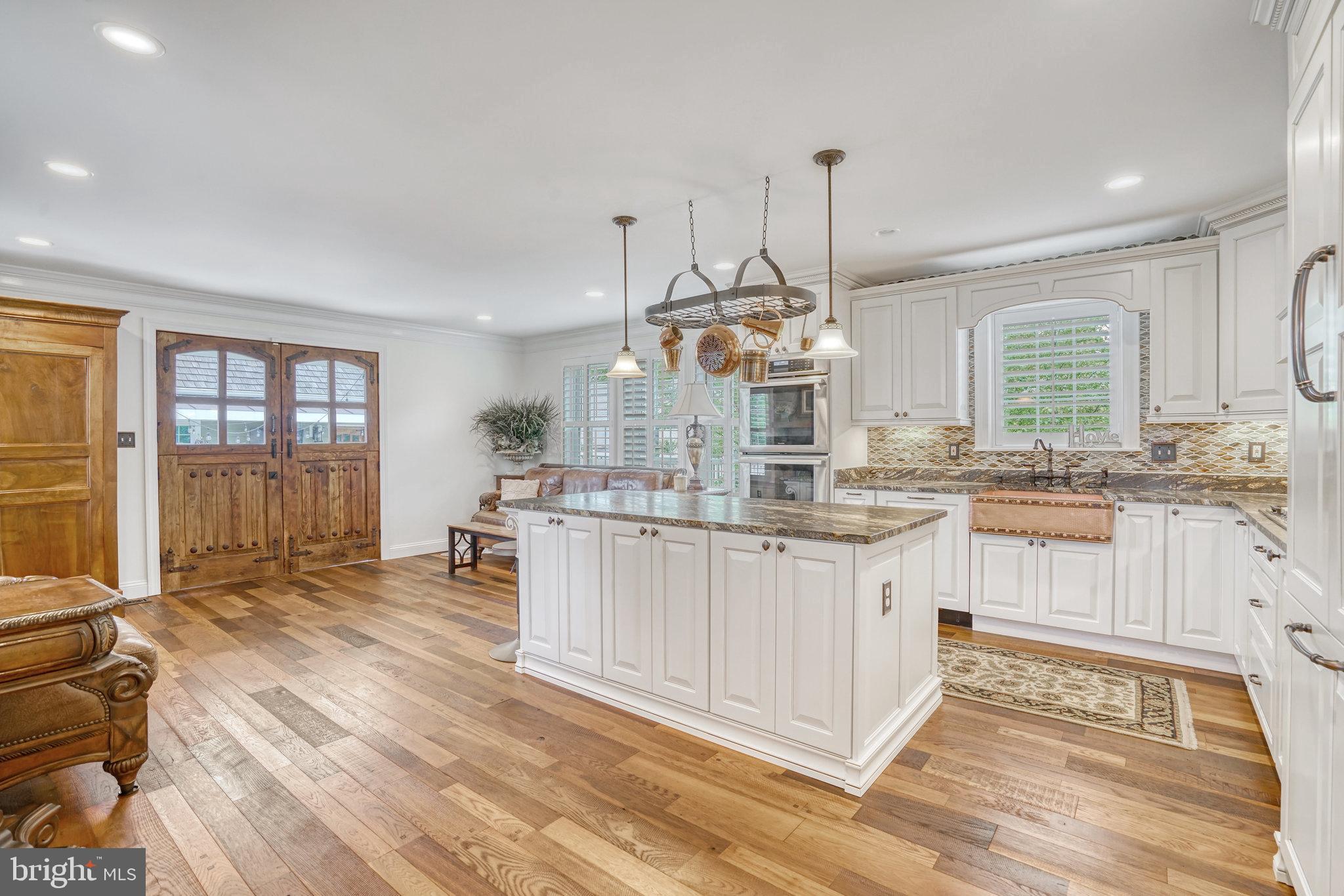 DOUGLAS PARK - Residential