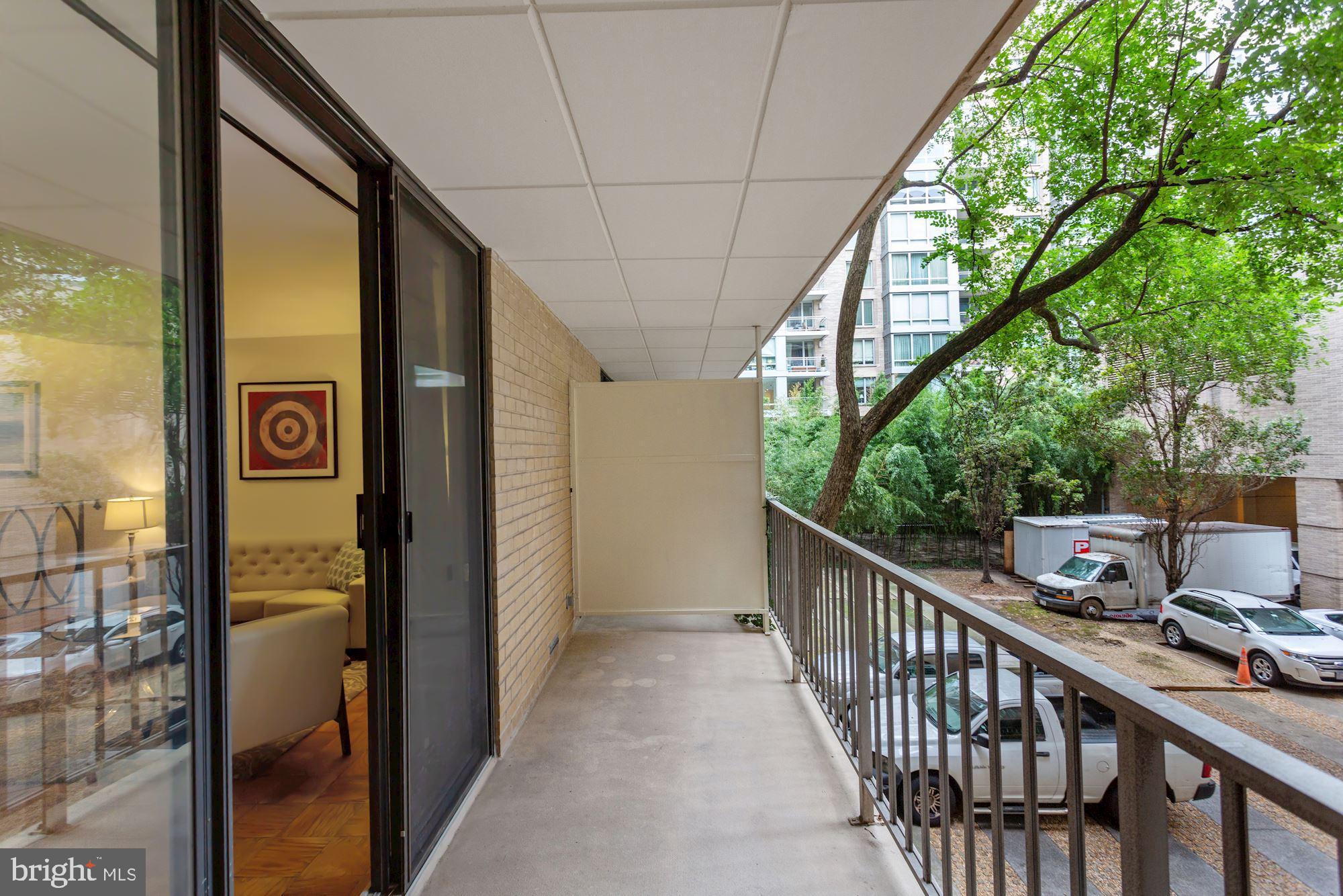 WEST END - Residential Lease