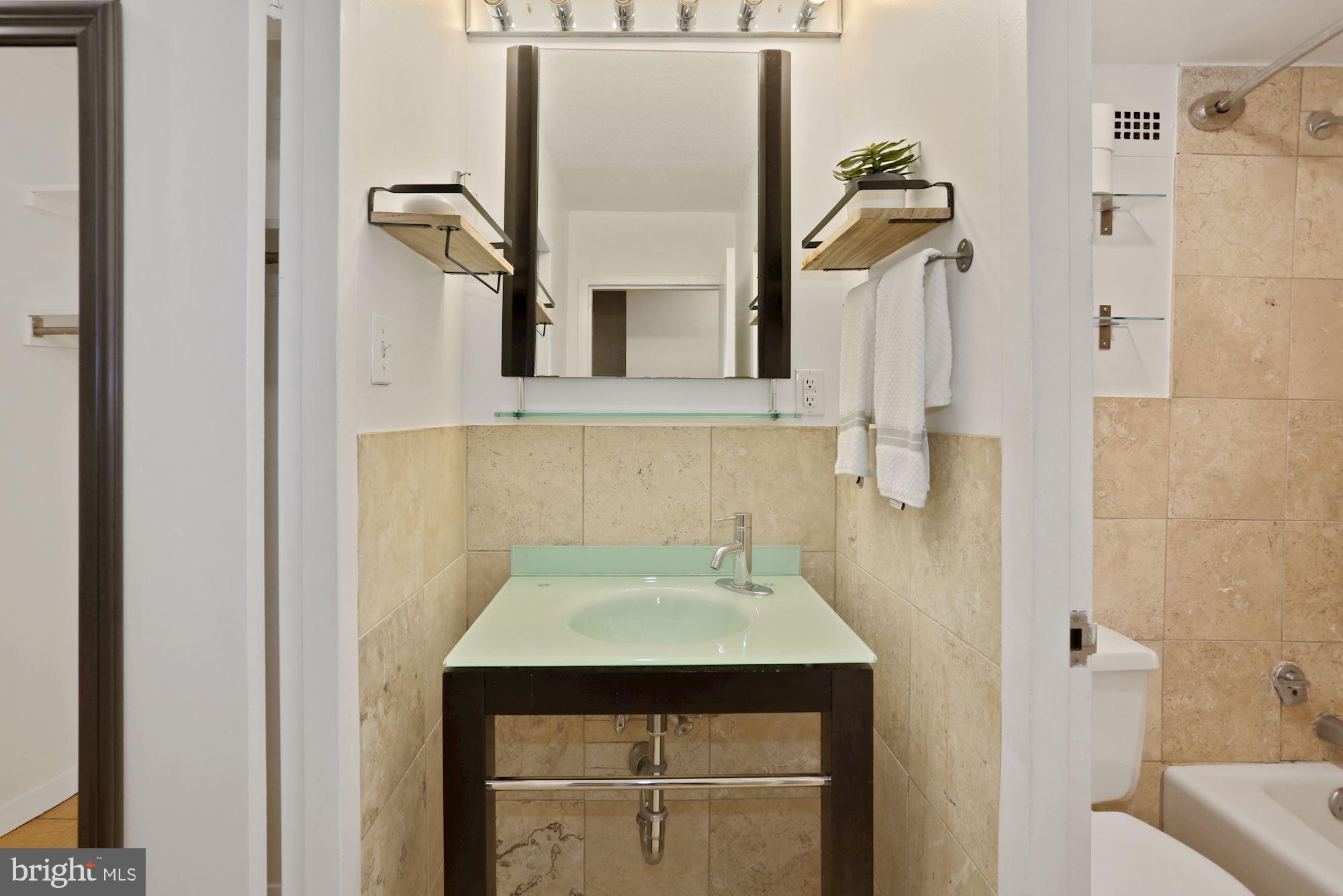 WEST END - Residential Lease