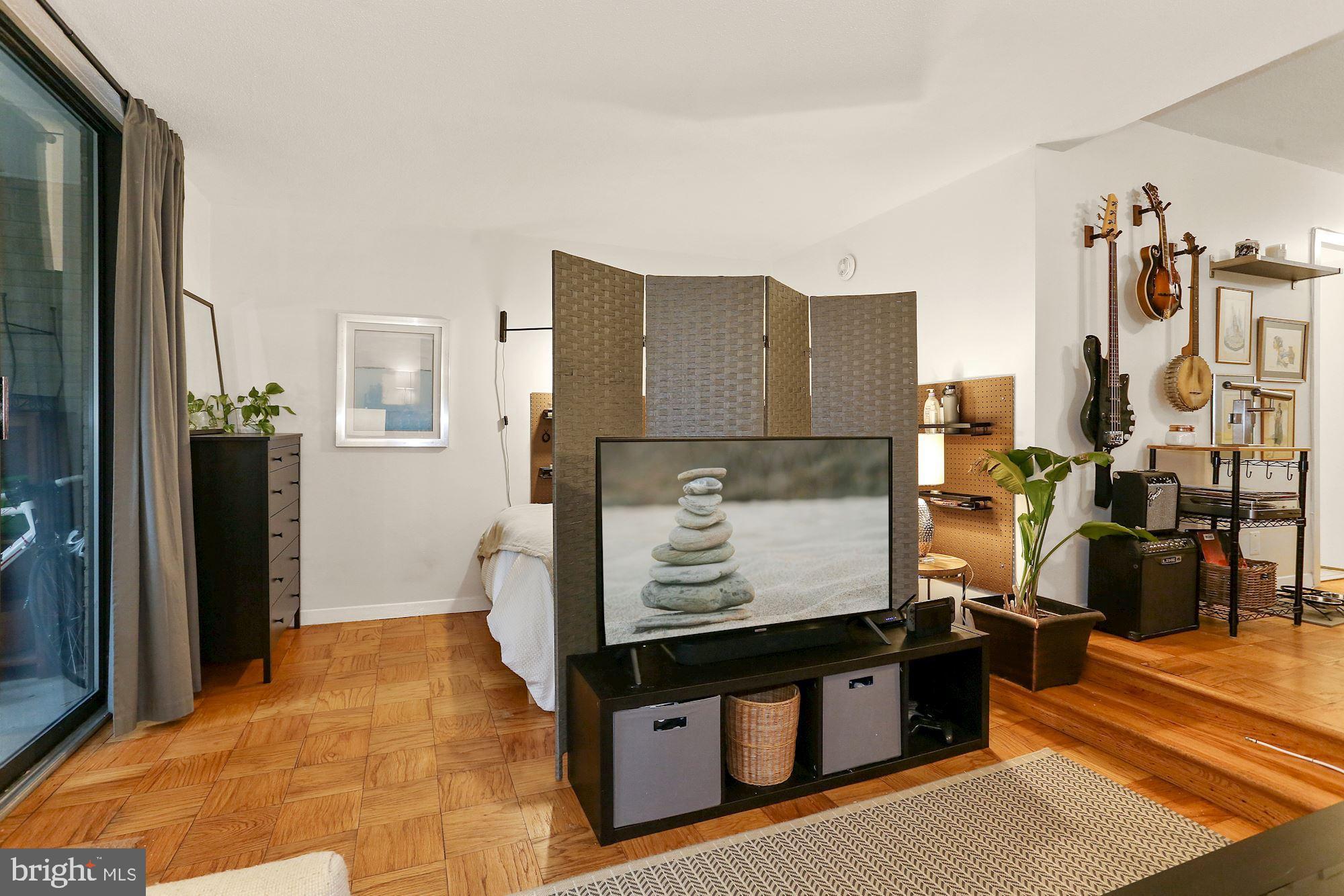 WEST END - Residential Lease