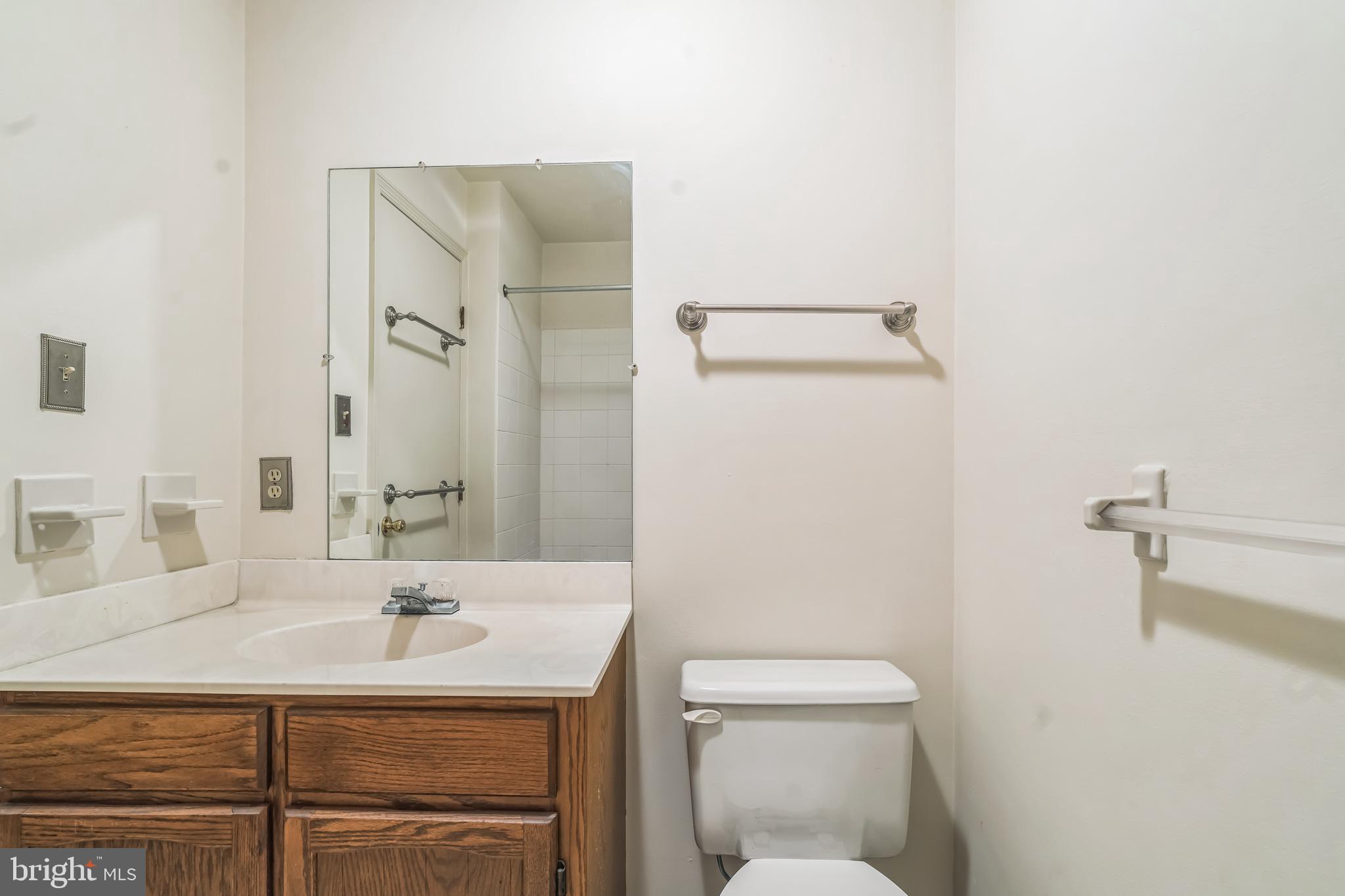 PINE CREST - Residential