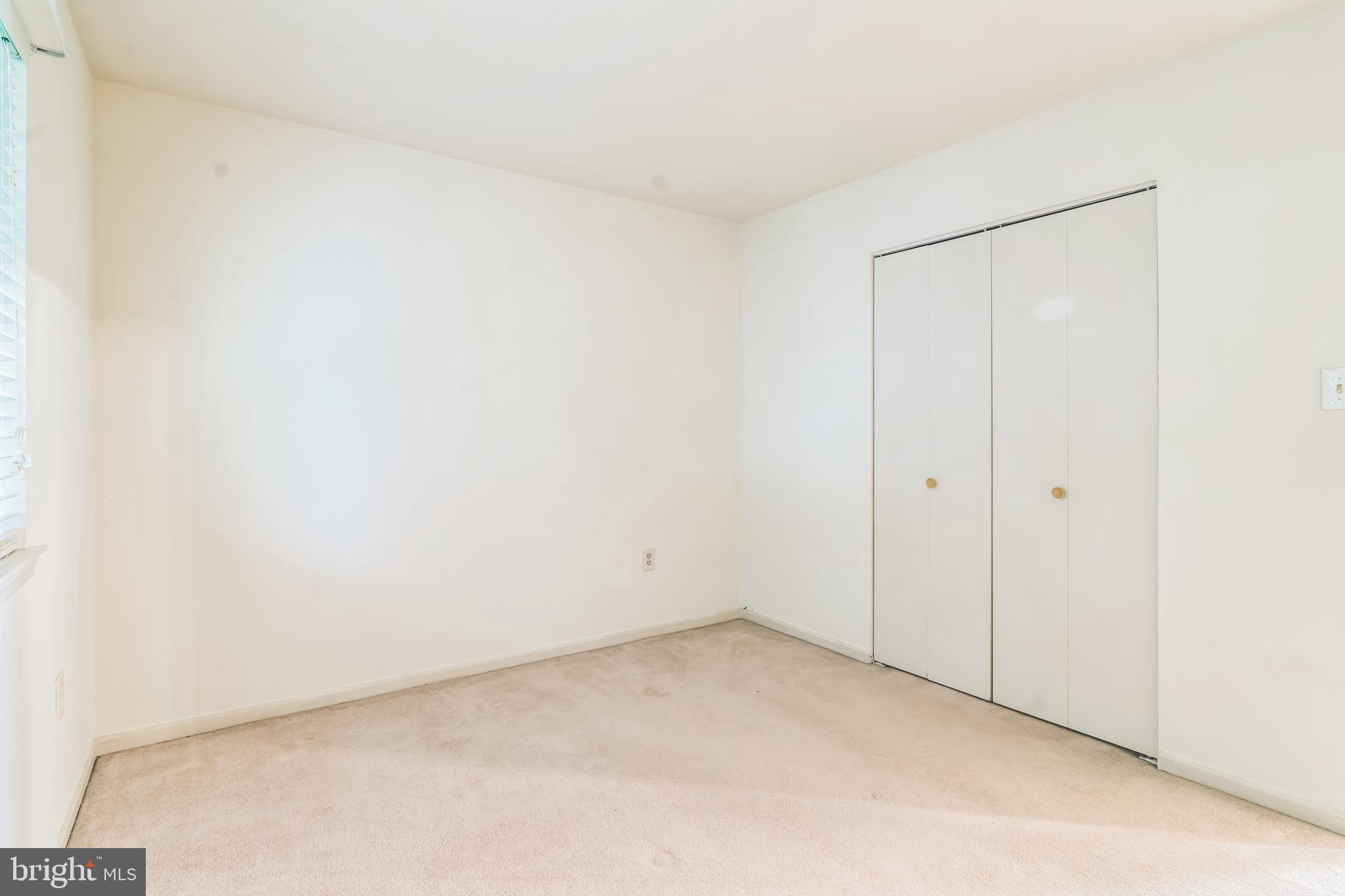 PINE CREST - Residential