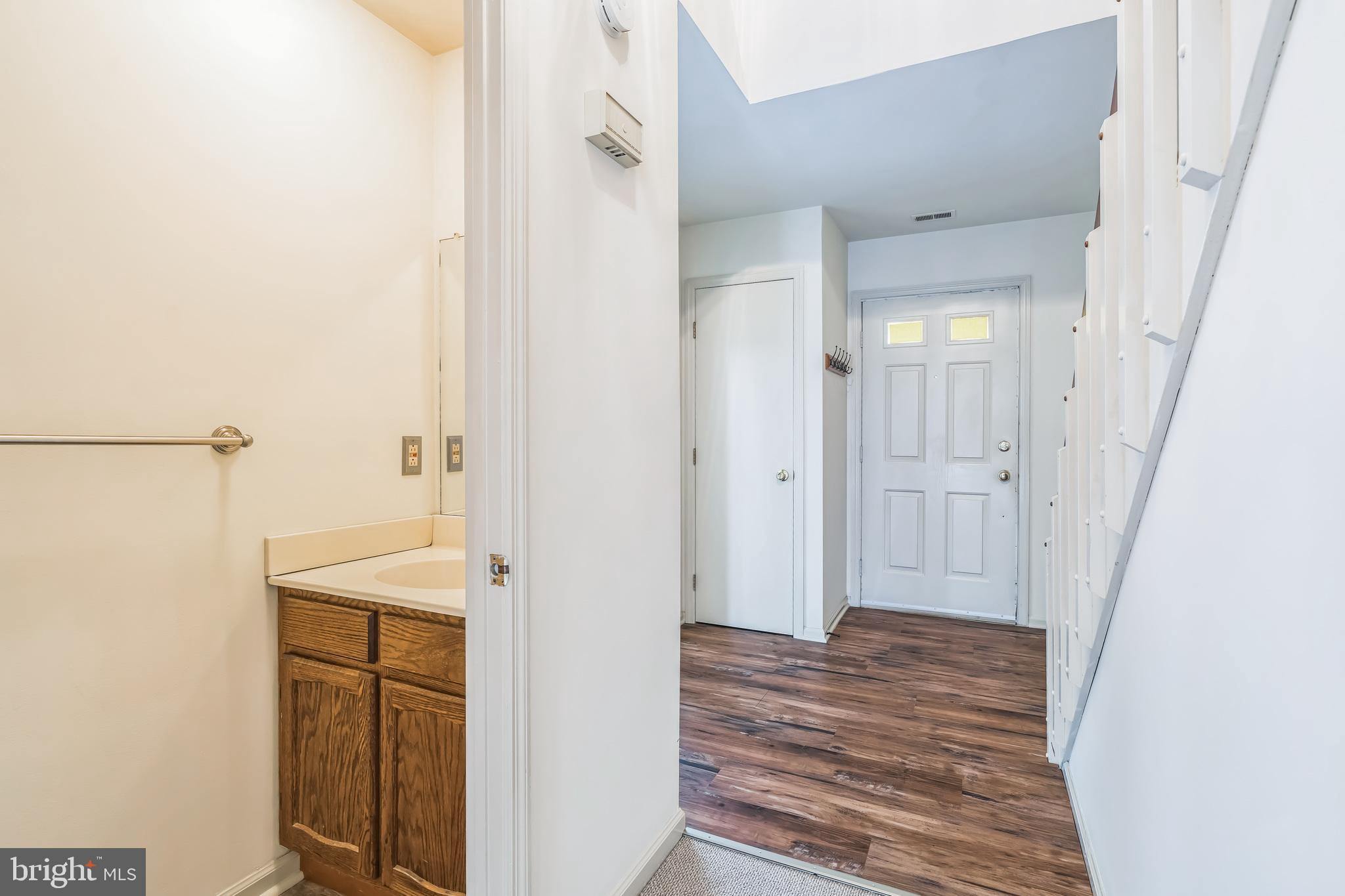 PINE CREST - Residential