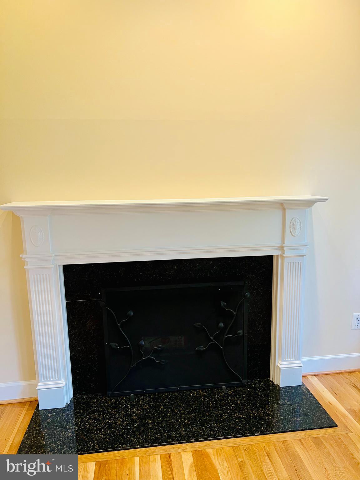 SALONA VILLAGE - Residential Lease