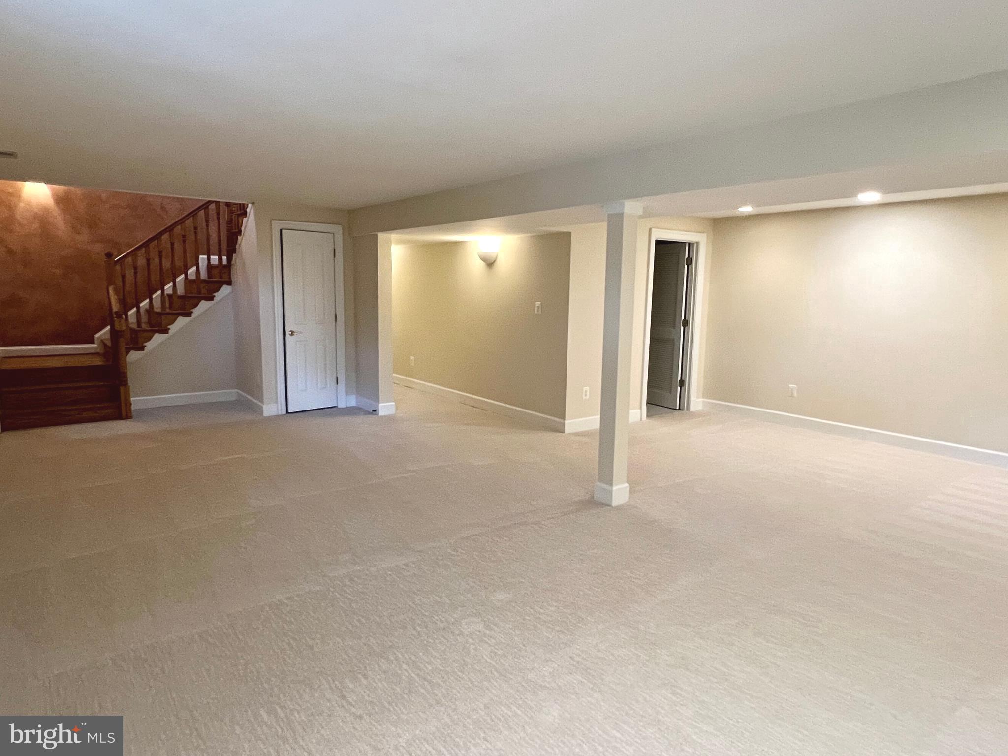 SALONA VILLAGE - Residential Lease