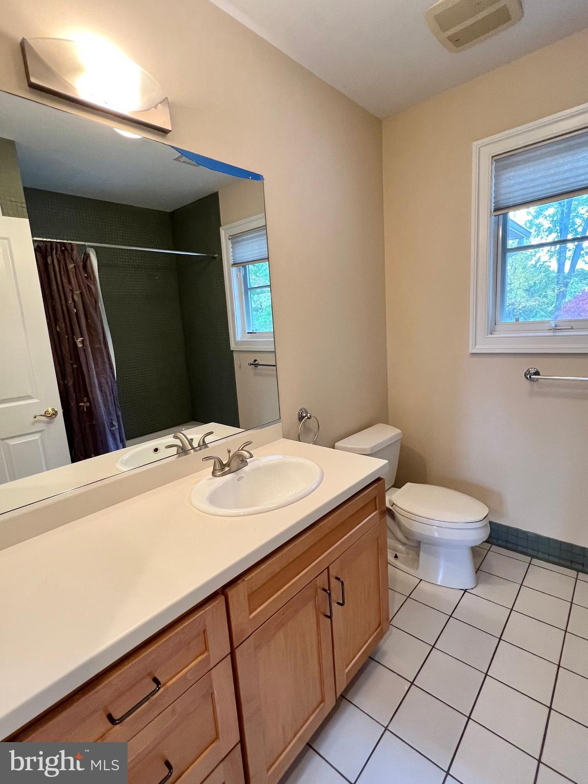 SALONA VILLAGE - Residential Lease