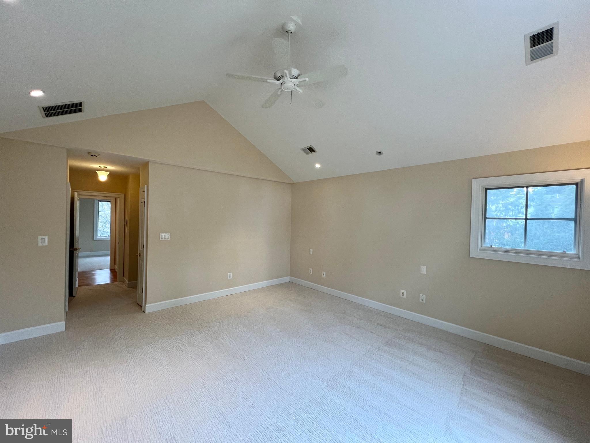 SALONA VILLAGE - Residential Lease