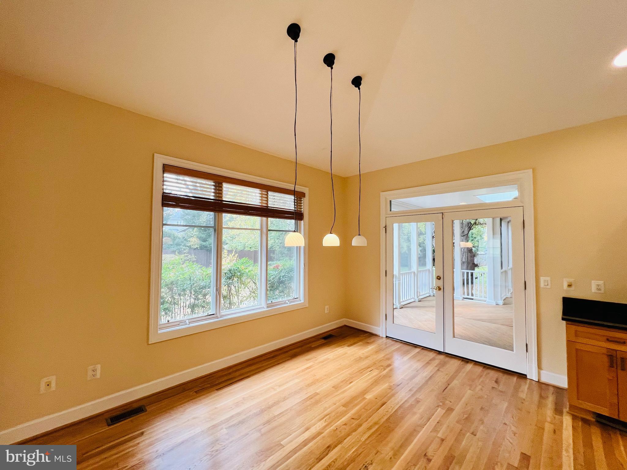 SALONA VILLAGE - Residential Lease