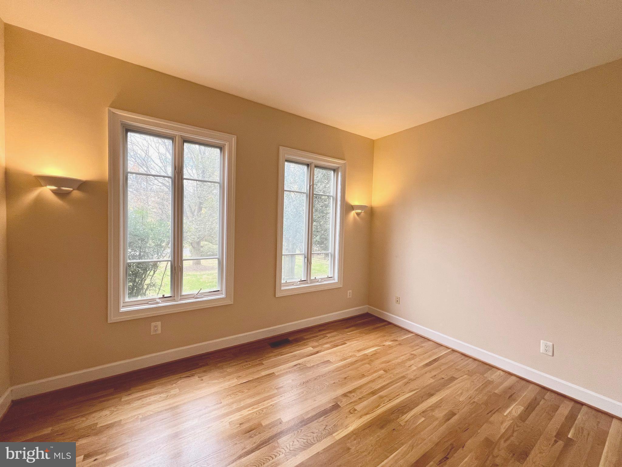 SALONA VILLAGE - Residential Lease