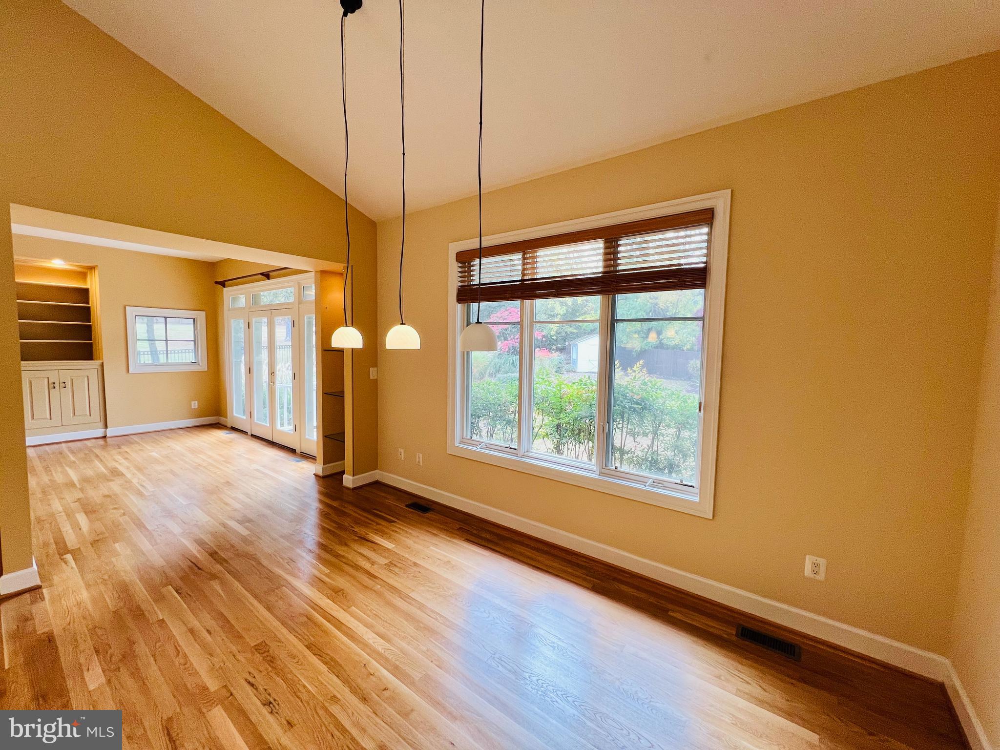 SALONA VILLAGE - Residential Lease