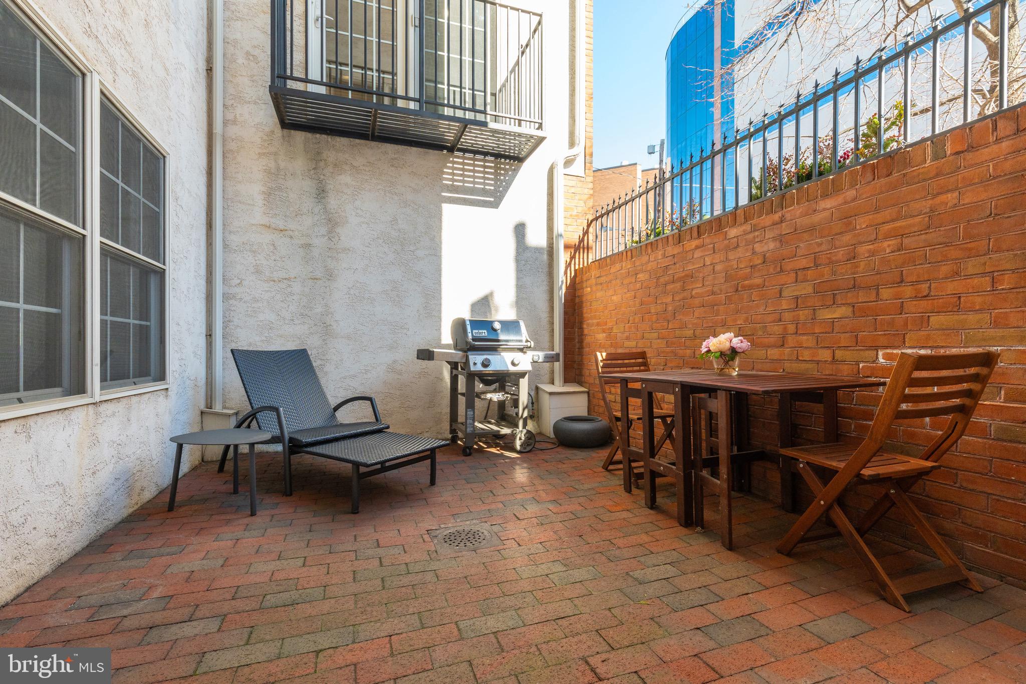 GRADUATE HOSPITAL - Residential