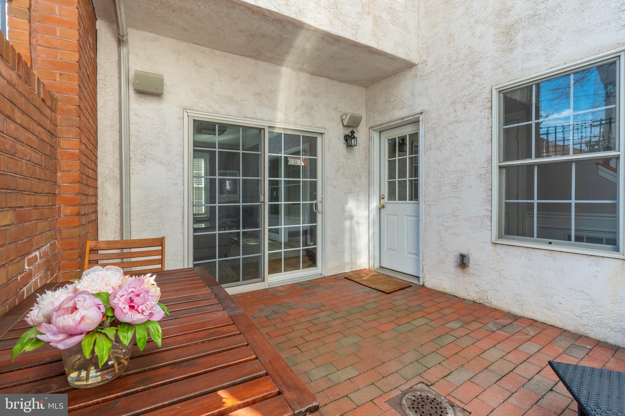 GRADUATE HOSPITAL - Residential