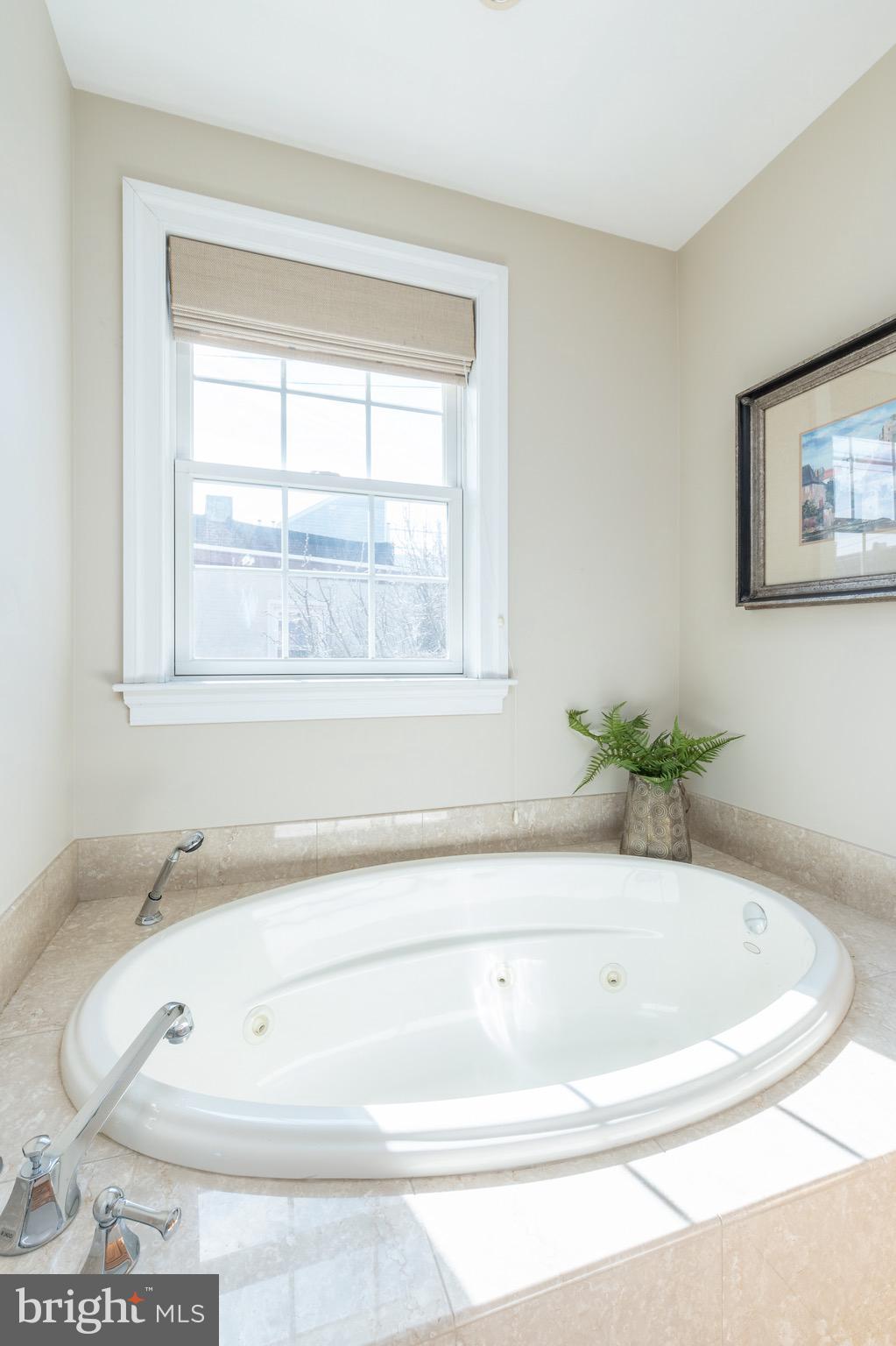 GRADUATE HOSPITAL - Residential