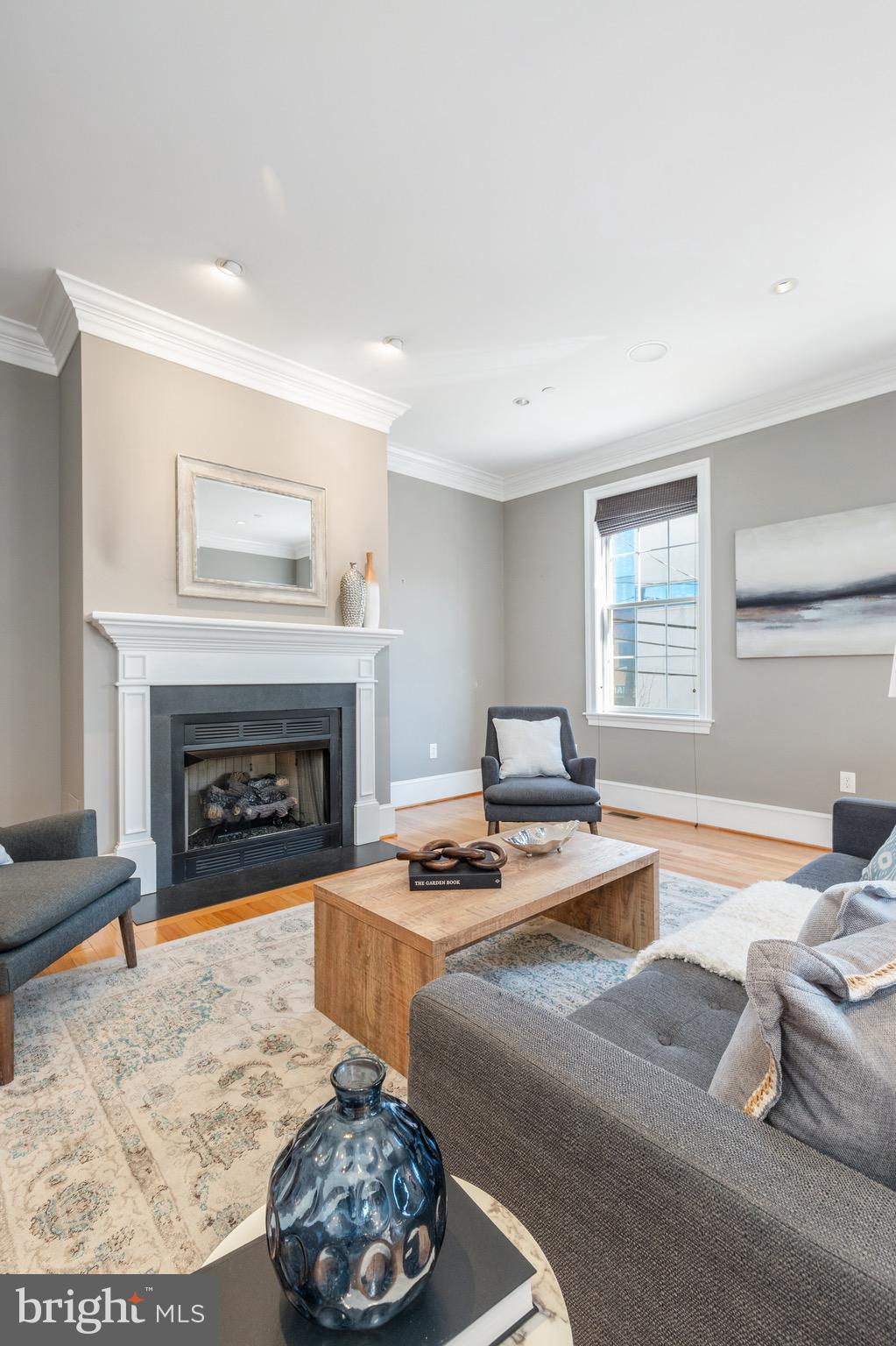 GRADUATE HOSPITAL - Residential