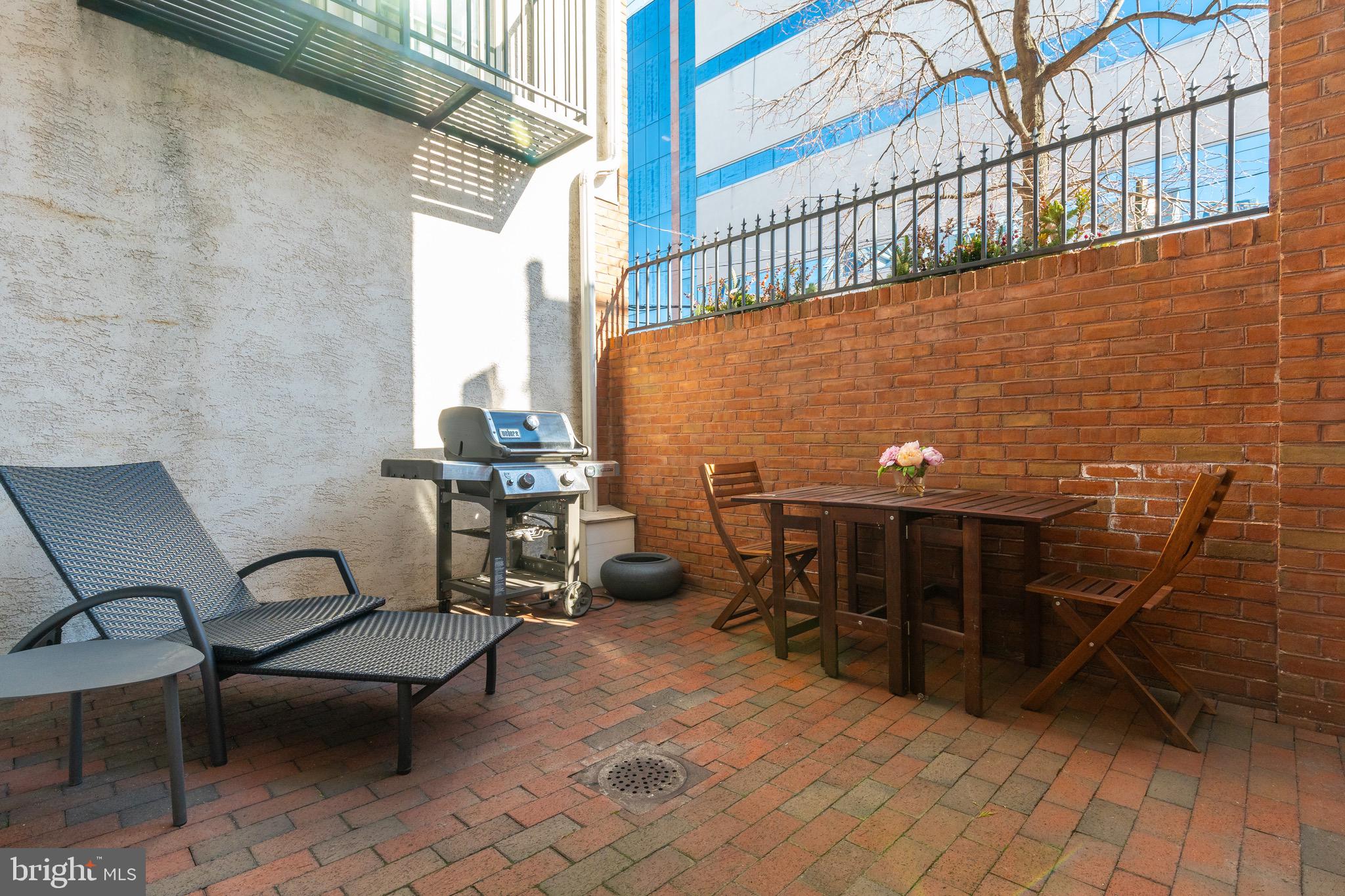 GRADUATE HOSPITAL - Residential