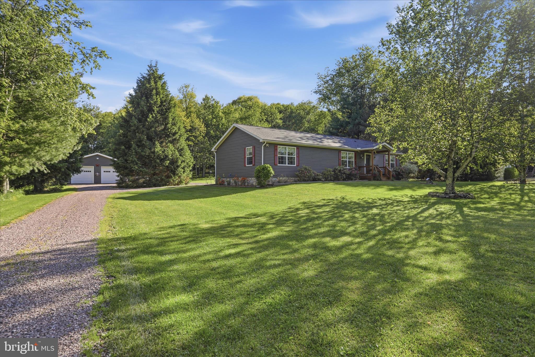 139 LAKEVIEW DRIVE