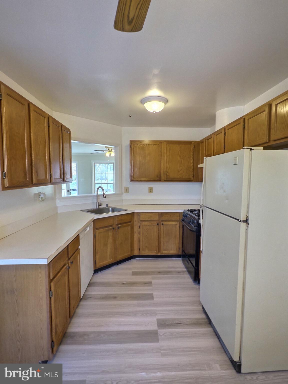 MEADOWS AT WHITE OAK - Residential