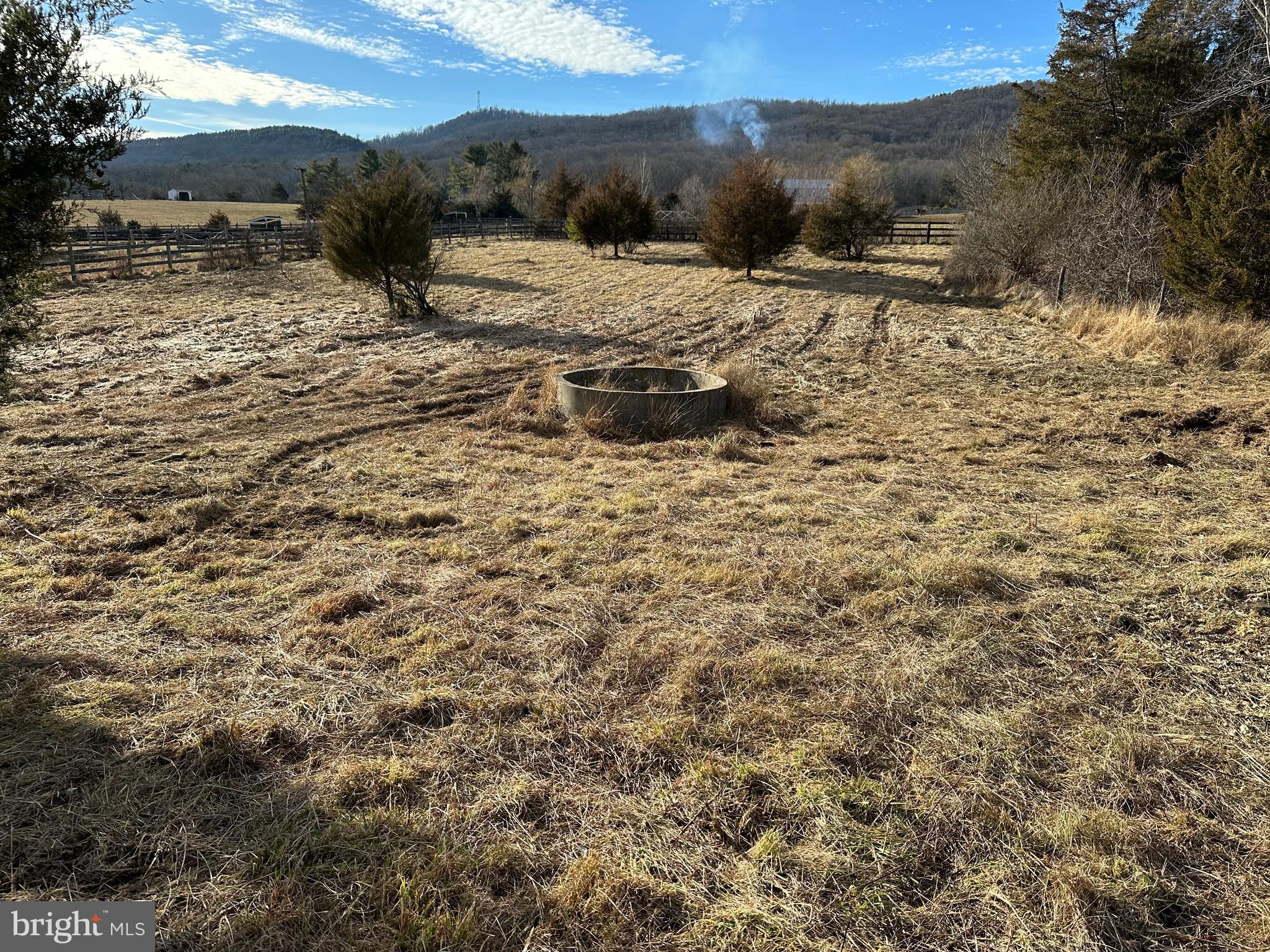 DILLONS RIDGE - Land