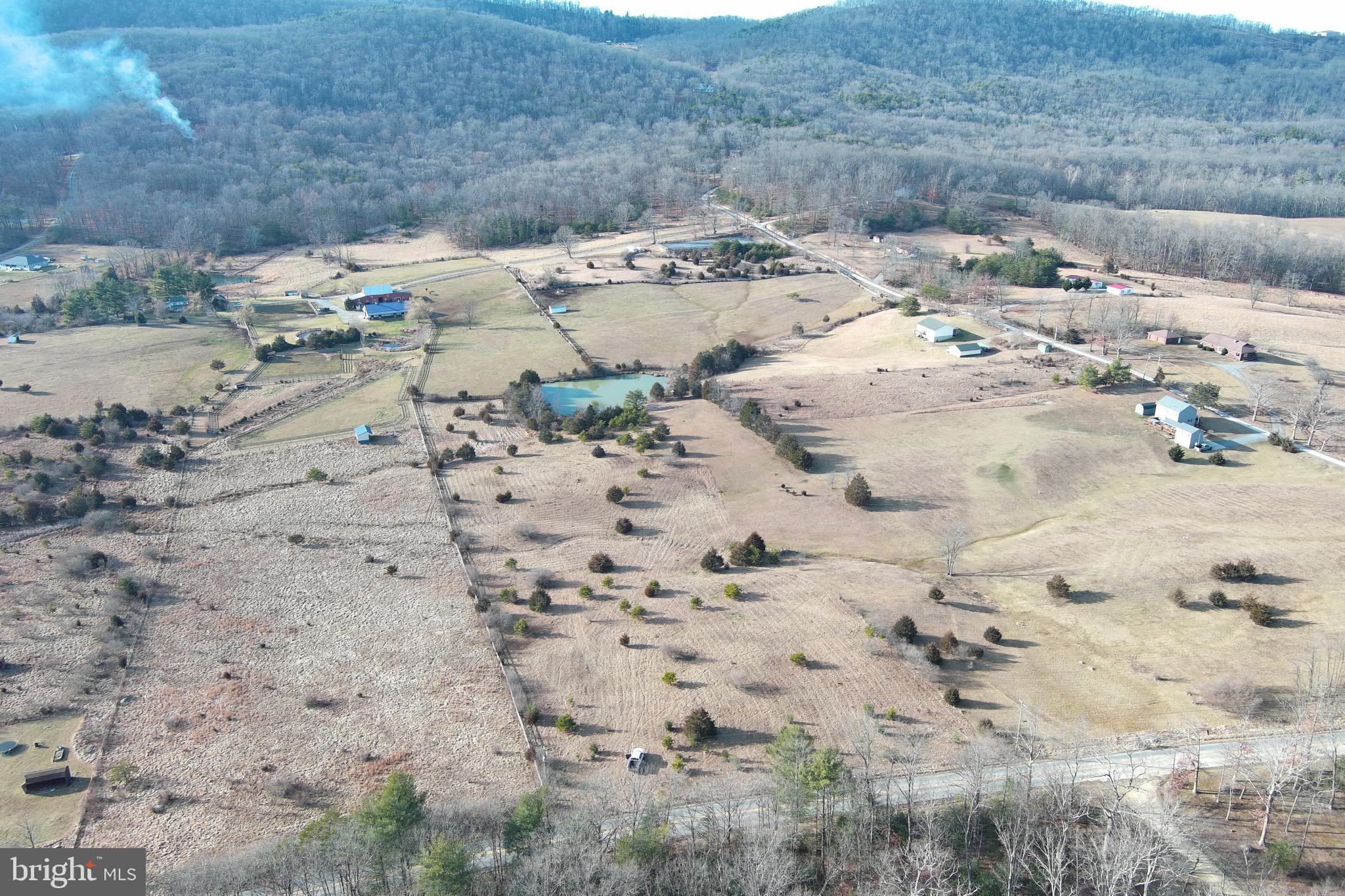 DILLONS RIDGE - Land