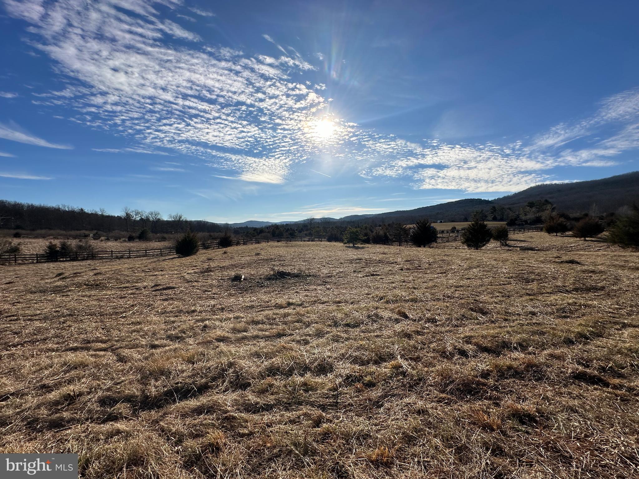 DILLONS RIDGE - Land