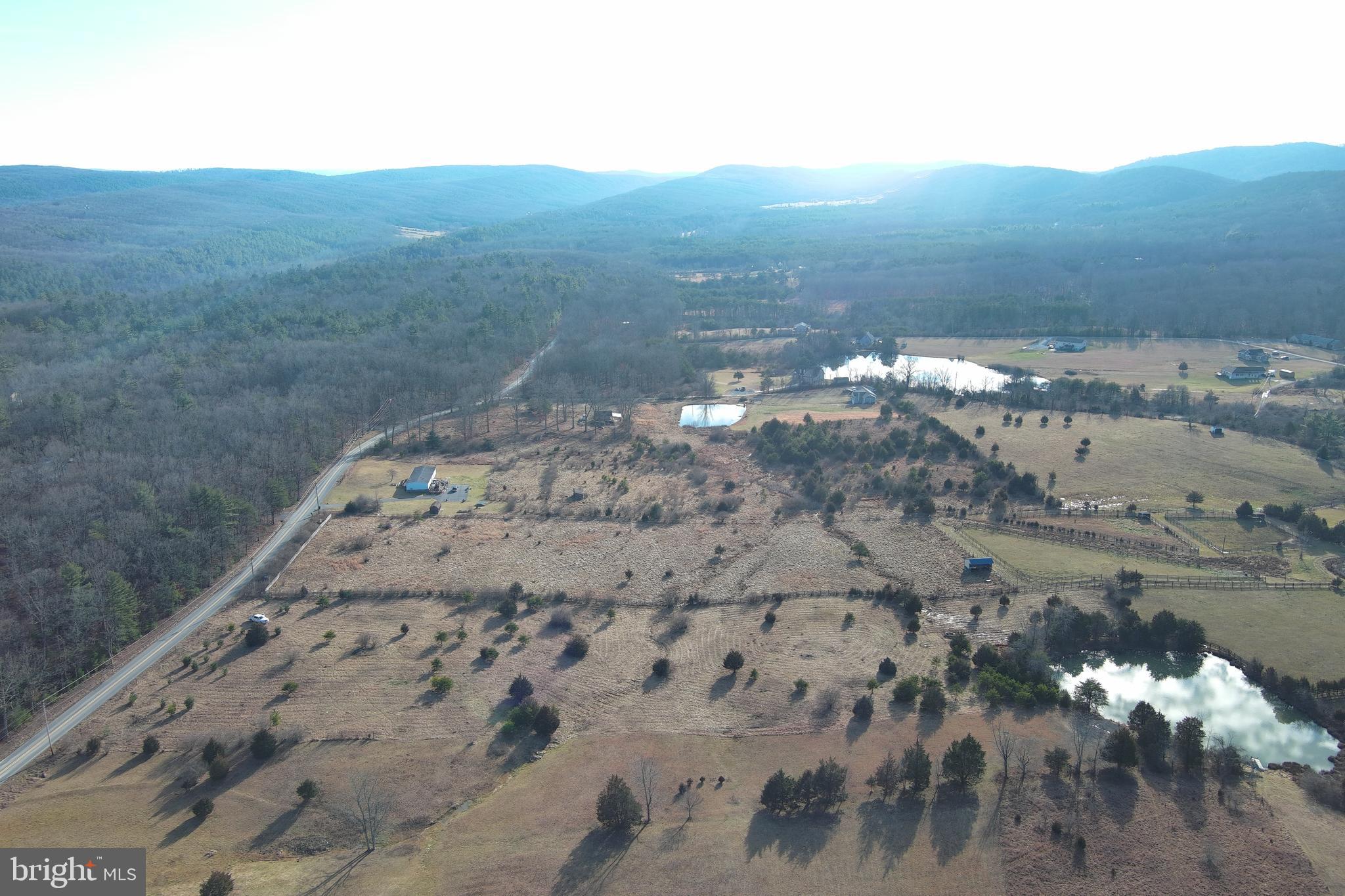 DILLONS RIDGE - Land