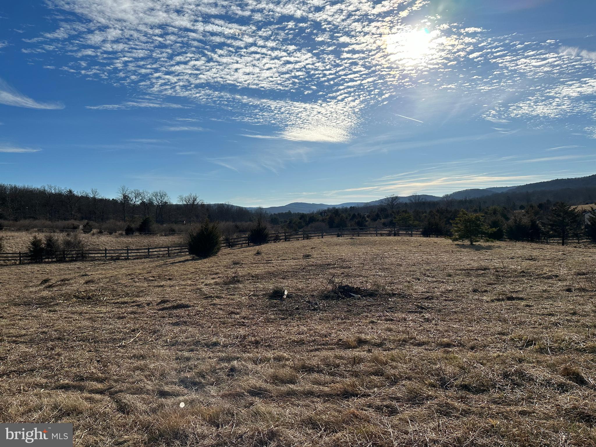 DILLONS RIDGE - Land