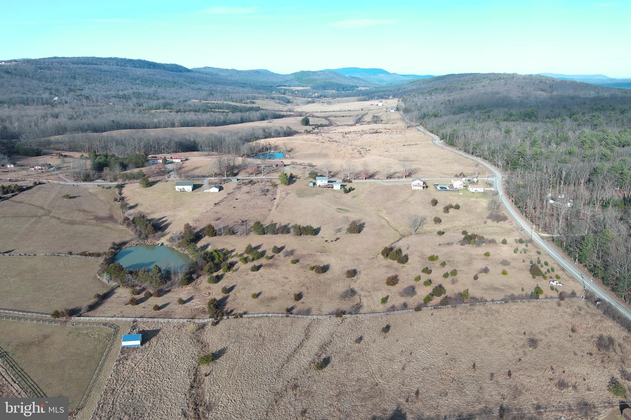 DILLONS RIDGE - Land