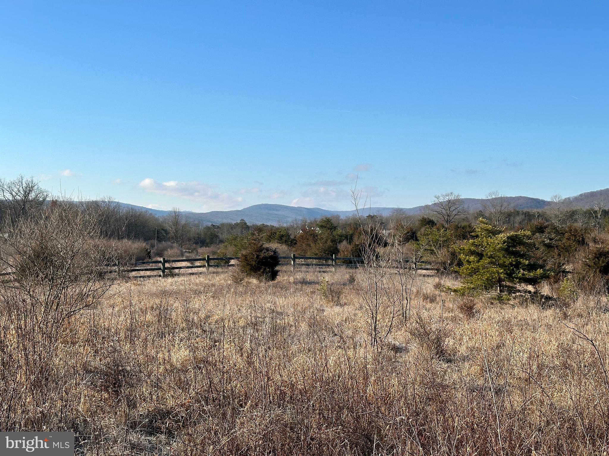 DILLONS RIDGE - Land