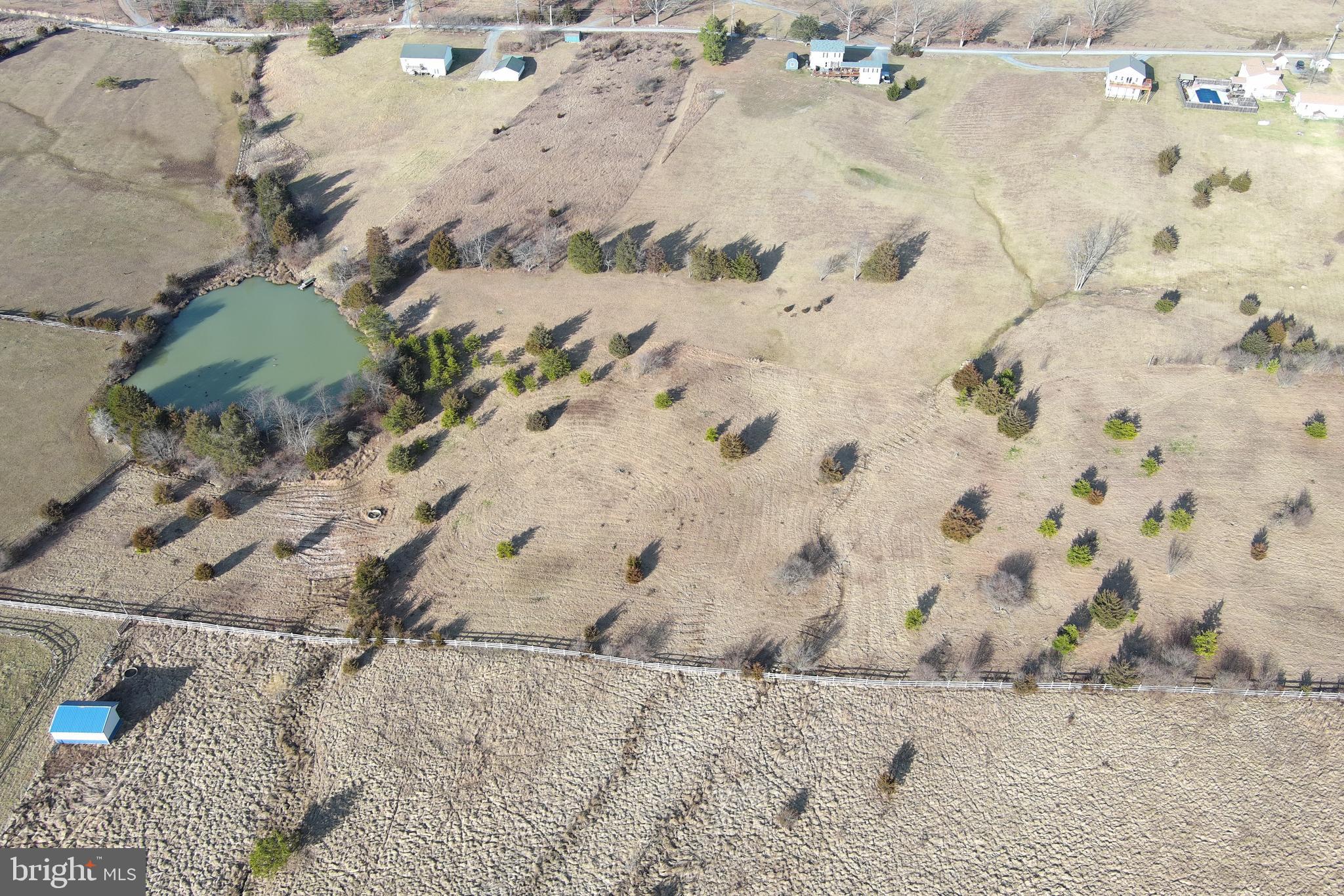 DILLONS RIDGE - Land