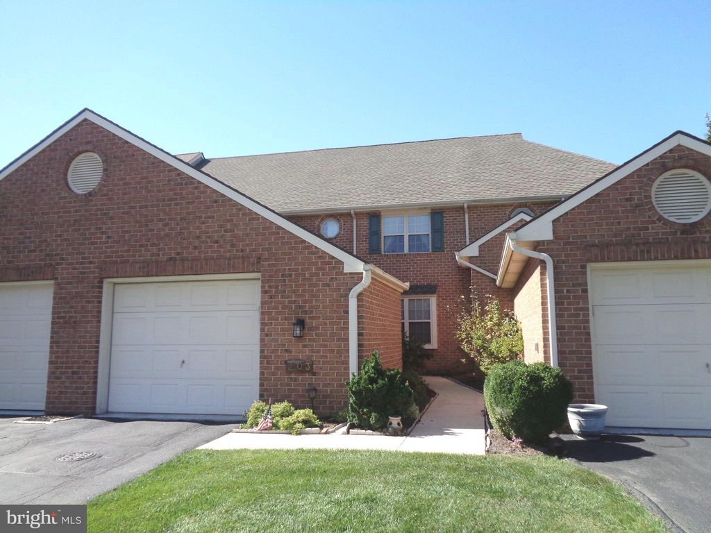 Photo of 203 Pine Bridge Lane, LANCASTER, PA 17603 (MLS # PALA2077244)