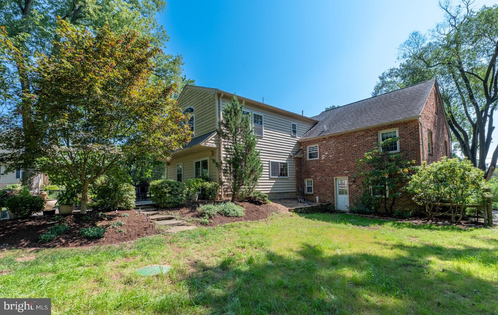 22 SALISBURY LANE