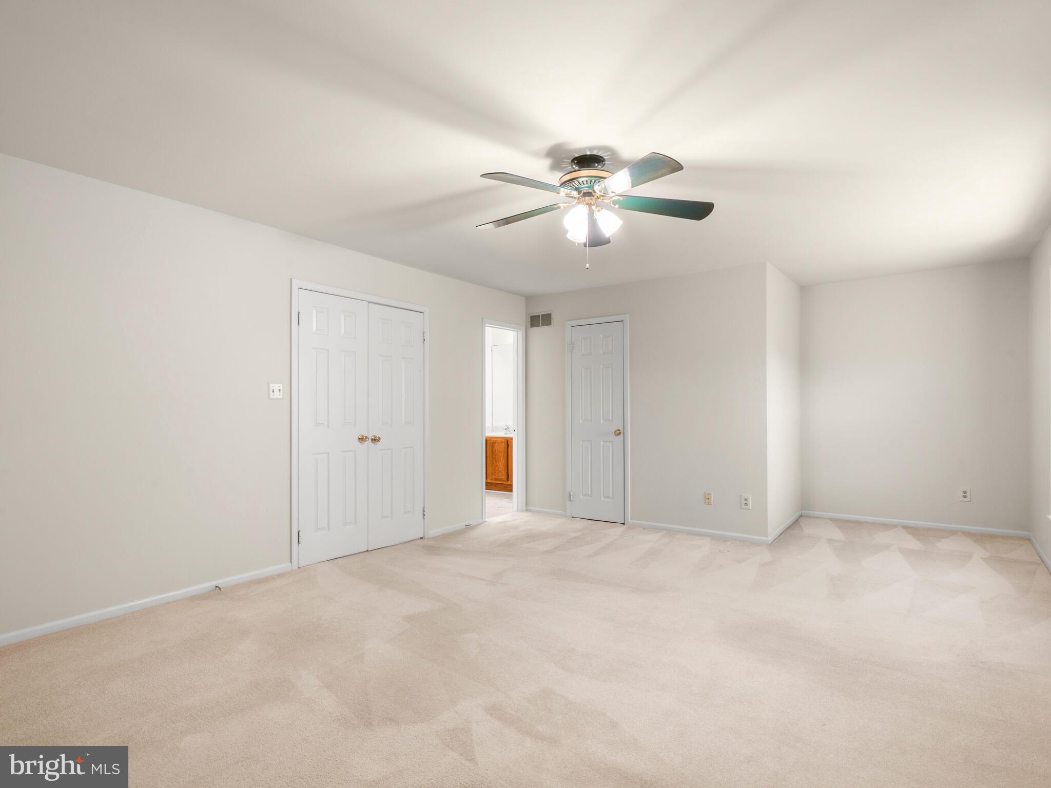 TWIN HILLS - Residential Lease