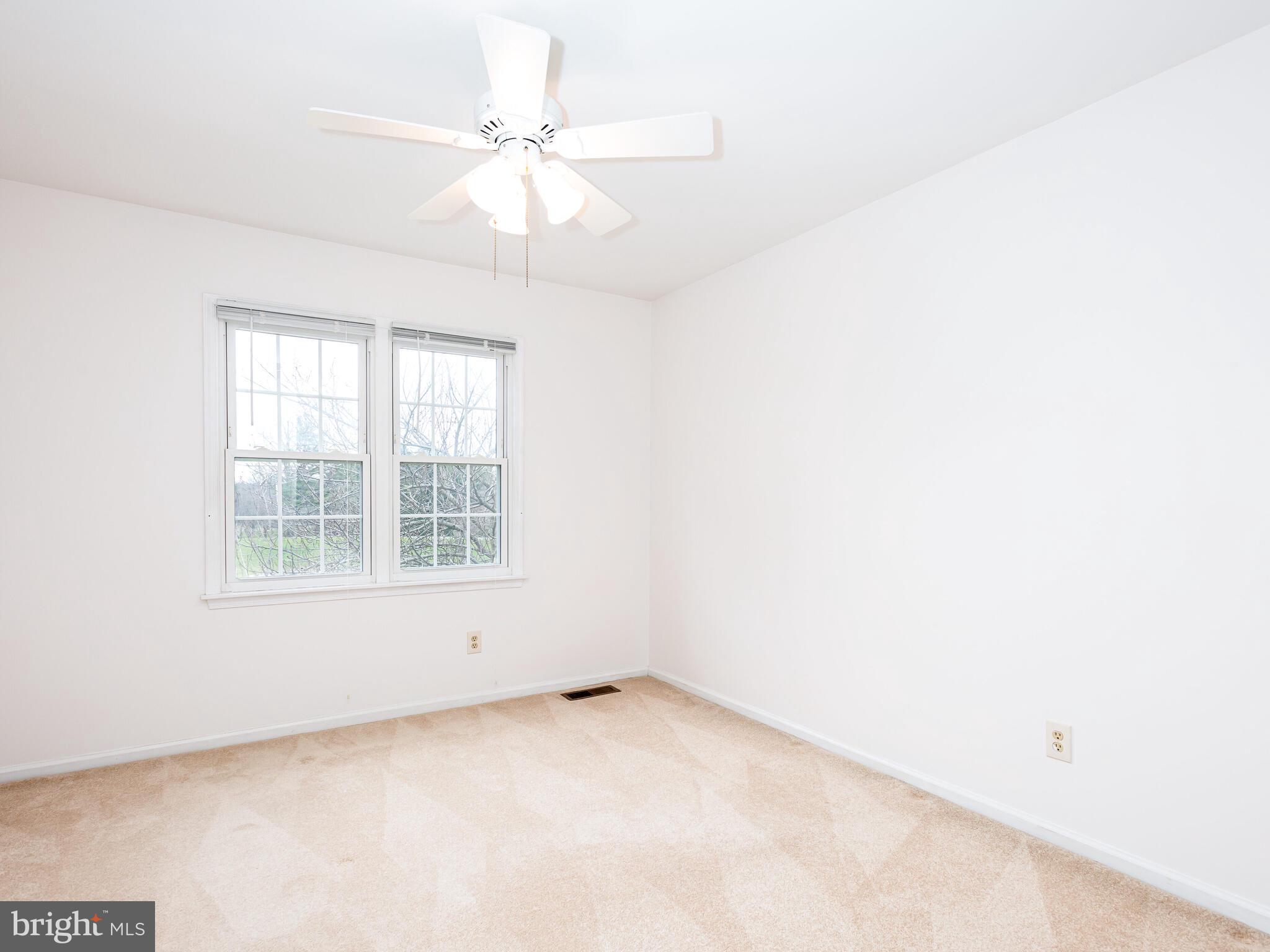 TWIN HILLS - Residential Lease